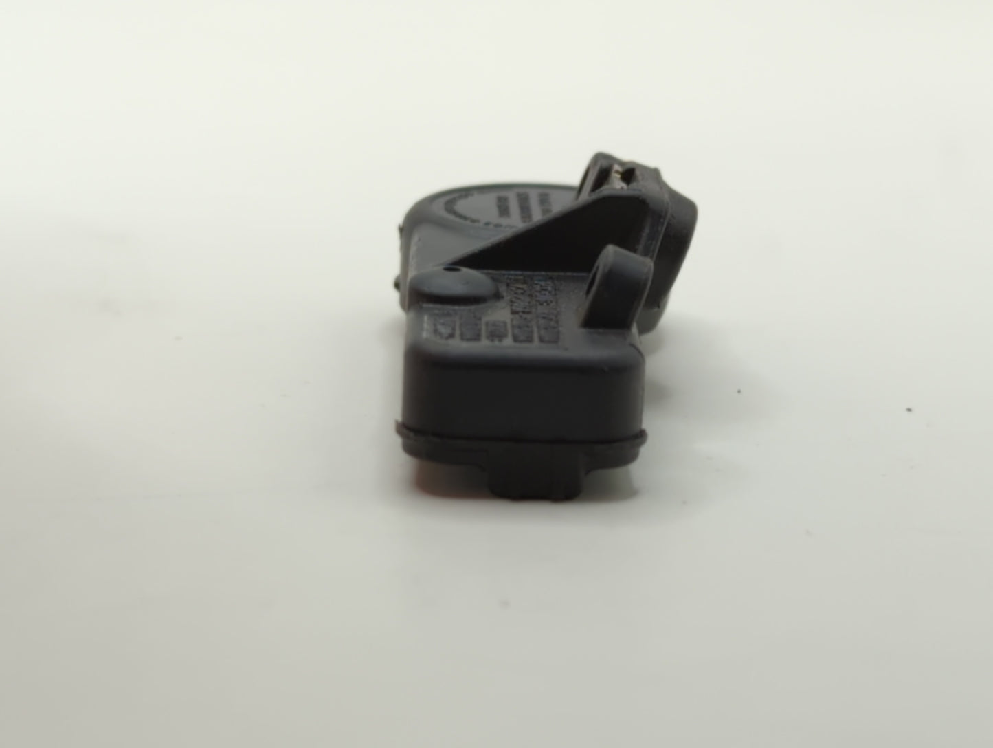 2014 Subaru Forester Tire Pressure Monitoring System Sensor Tpms - Oemusedautoparts1.com