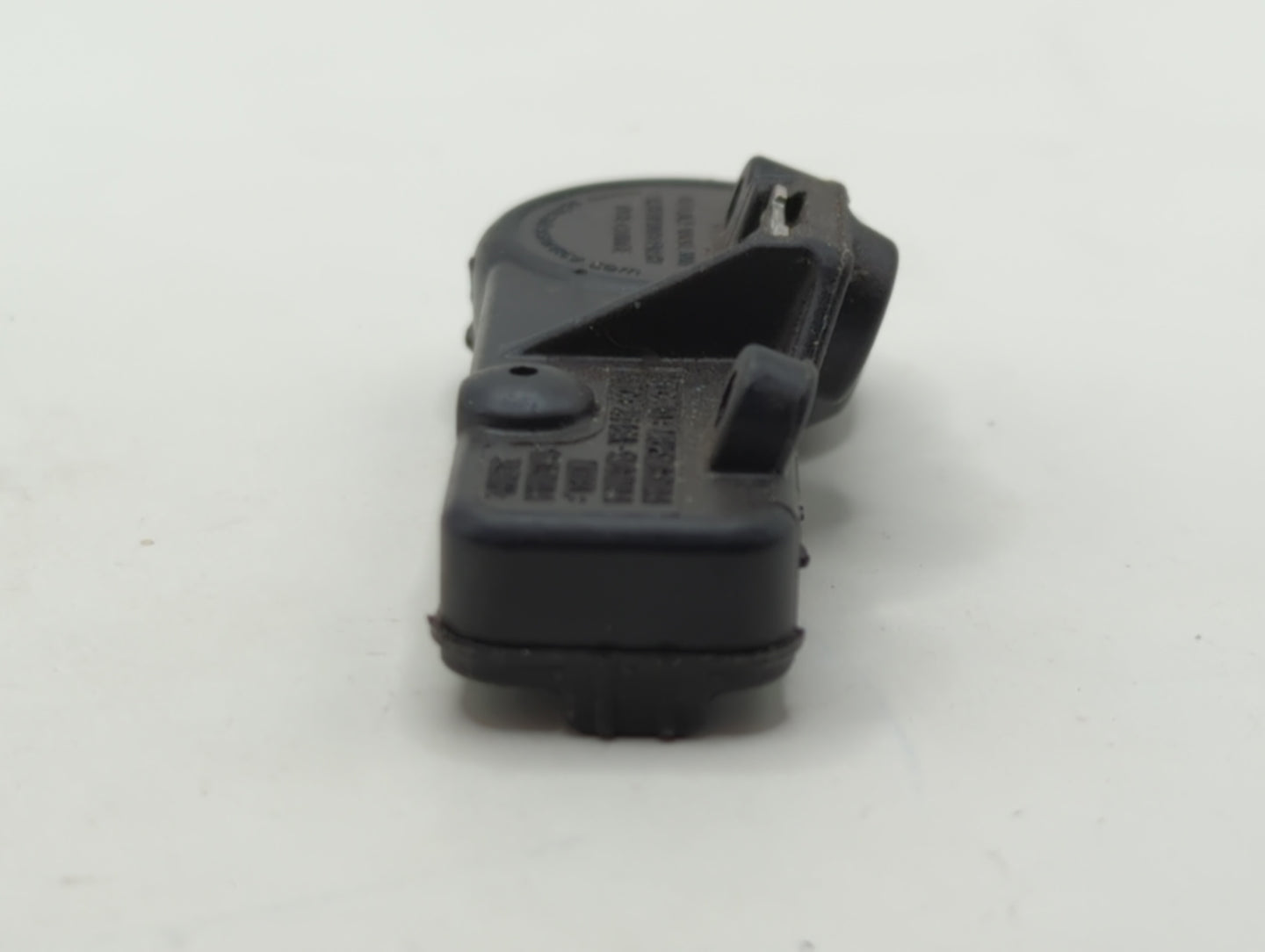 2014 Subaru Forester Tire Pressure Monitoring System Sensor Tpms - Oemusedautoparts1.com