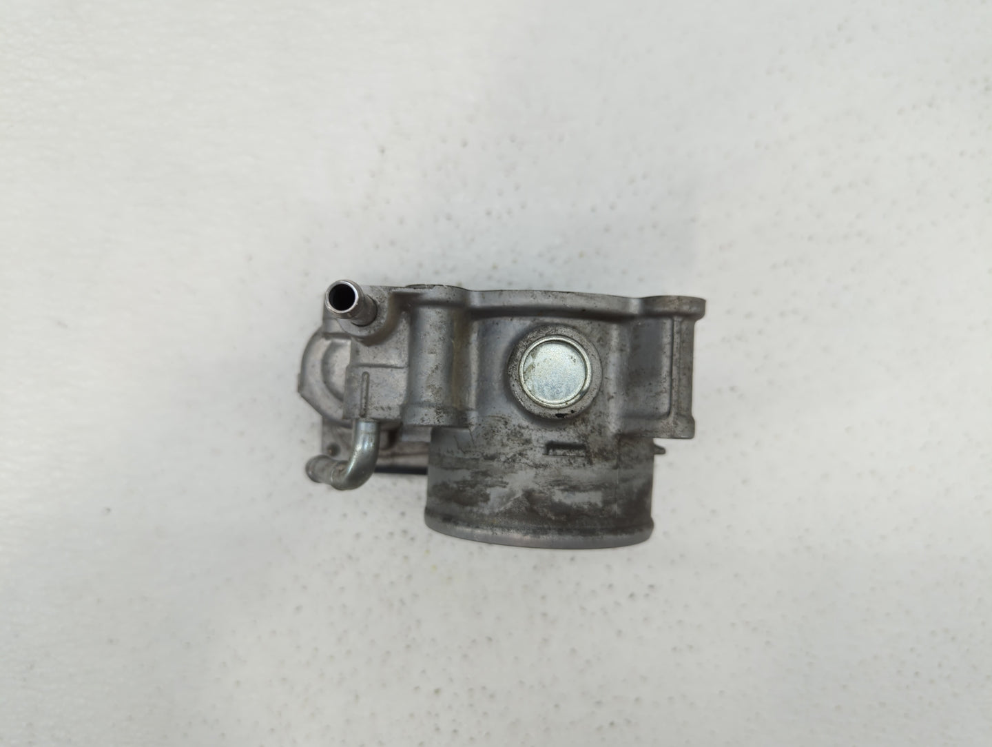2011-2018 Subaru Forester Throttle Body P/N:16112AA380 Fits Fits 2011 2012 2013 2014 2015 2016 2017 2018 OEM Used Auto Parts