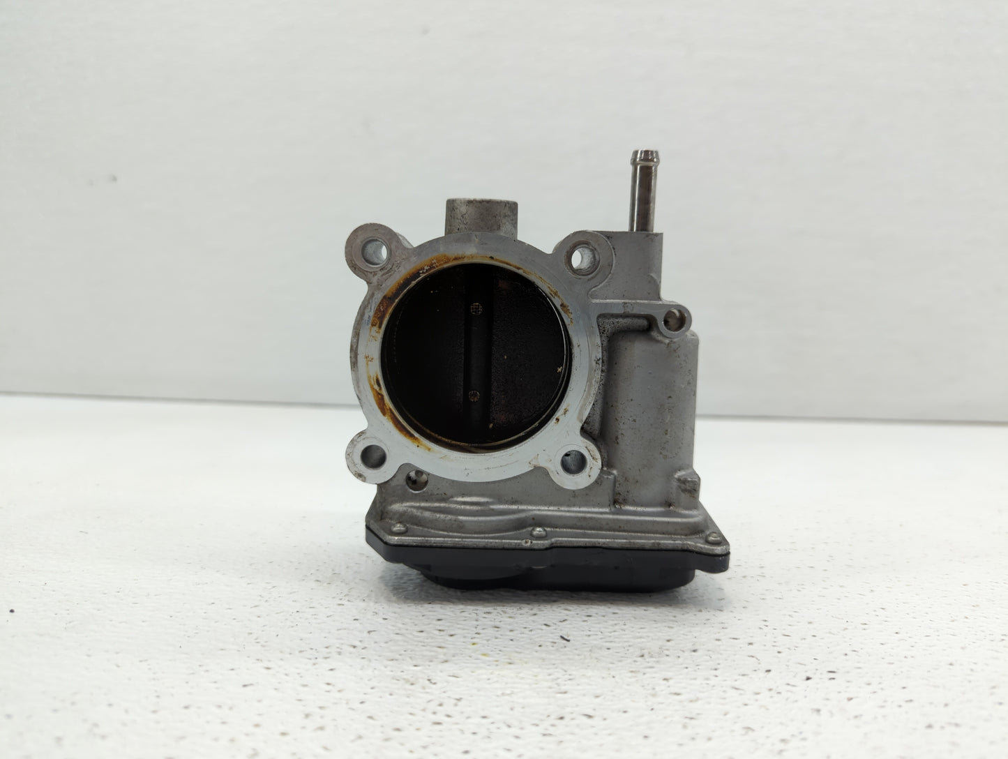 2011-2018 Subaru Forester Throttle Body P/N:16112AA380 Fits Fits 2011 2012 2013 2014 2015 2016 2017 2018 OEM Used Auto Parts