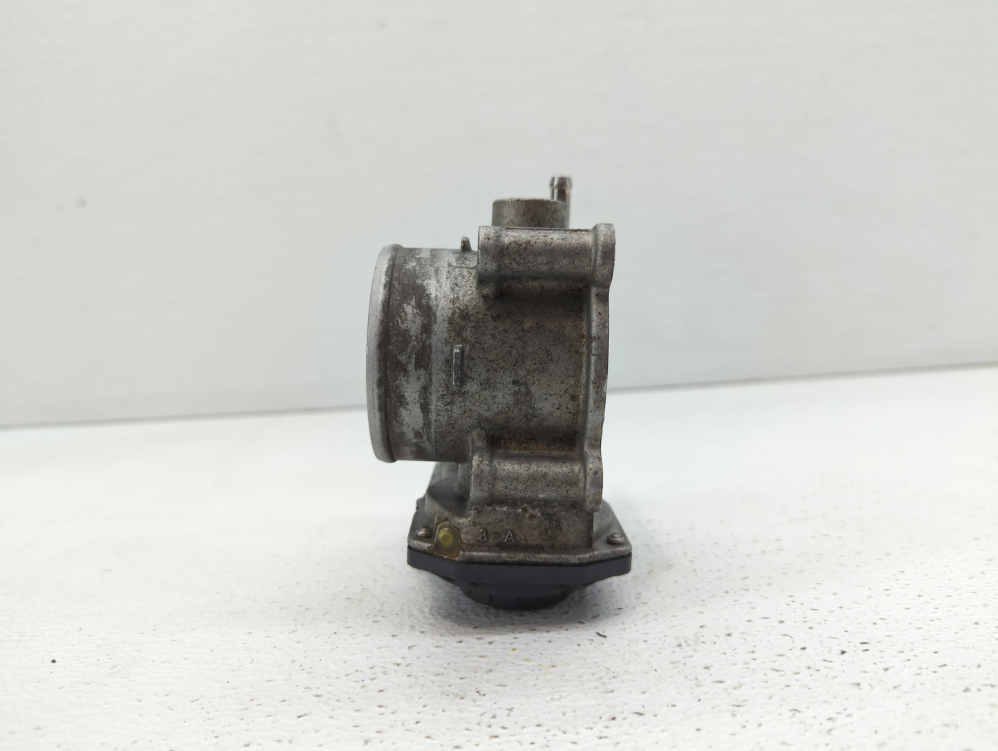 2011-2018 Subaru Forester Throttle Body P/N:16112AA380 Fits Fits 2011 2012 2013 2014 2015 2016 2017 2018 OEM Used Auto Parts