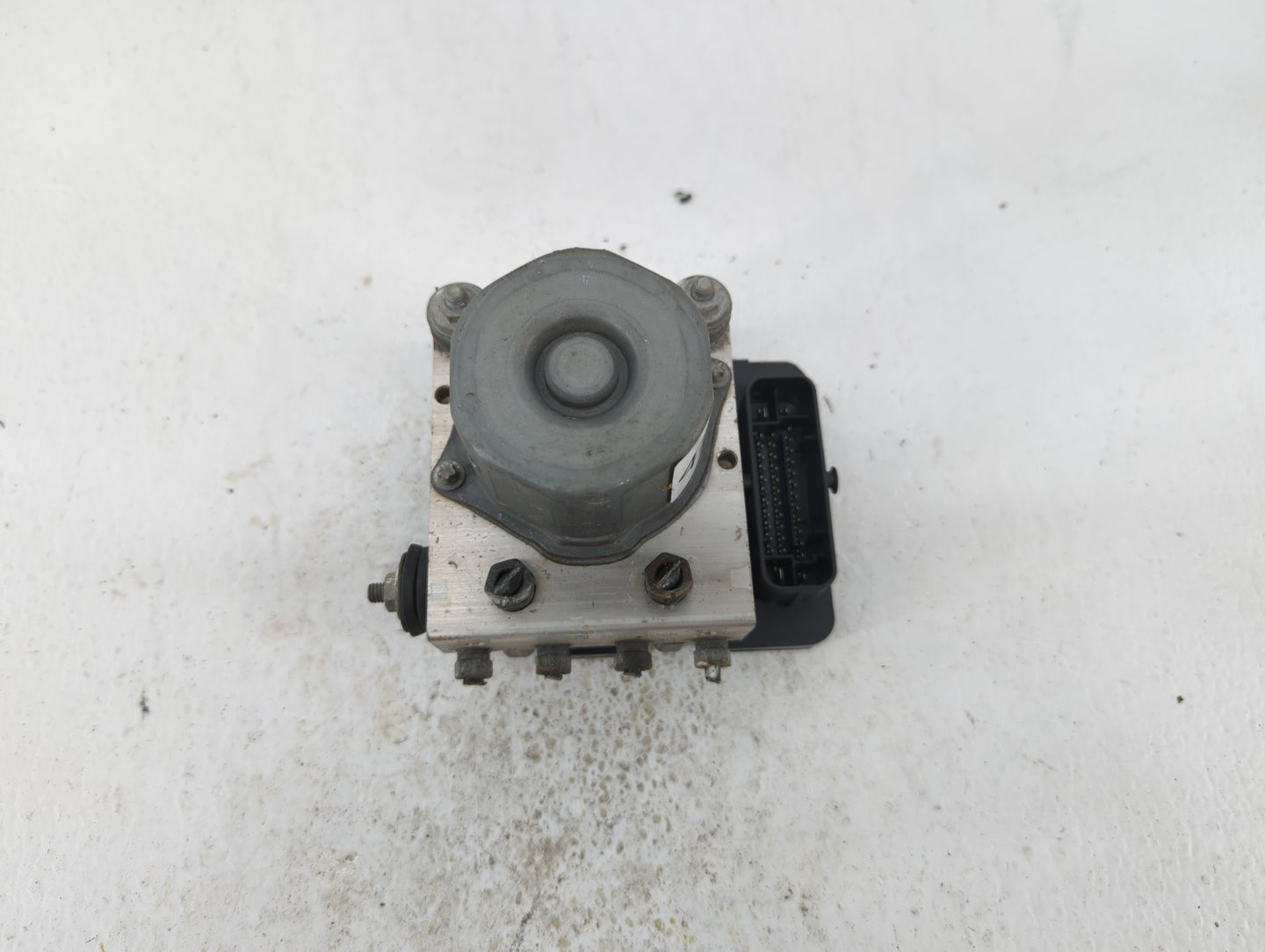 2014-2015 Subaru Forester ABS Pump Control Module Replacement P/N:27536SG080 27536SG000 Fits Fits 2014 2015 OEM Used Auto Pa