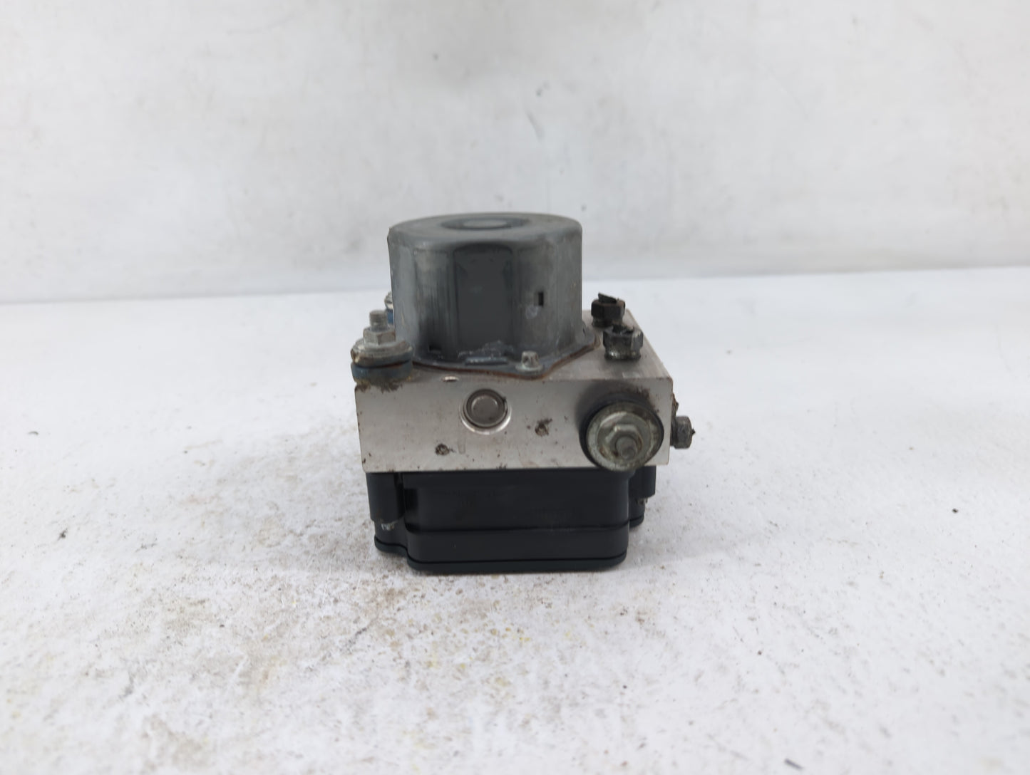 2014-2015 Subaru Forester ABS Pump Control Module Replacement P/N:27536SG080 27536SG000 Fits Fits 2014 2015 OEM Used Auto Pa