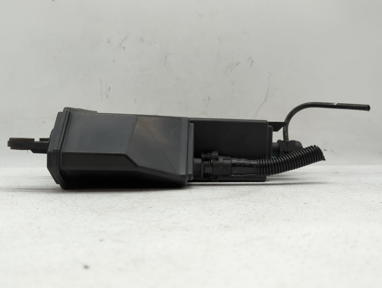 2014 Subaru Forester Fuel Vapor Charcoal Canister - Oemusedautoparts1.com