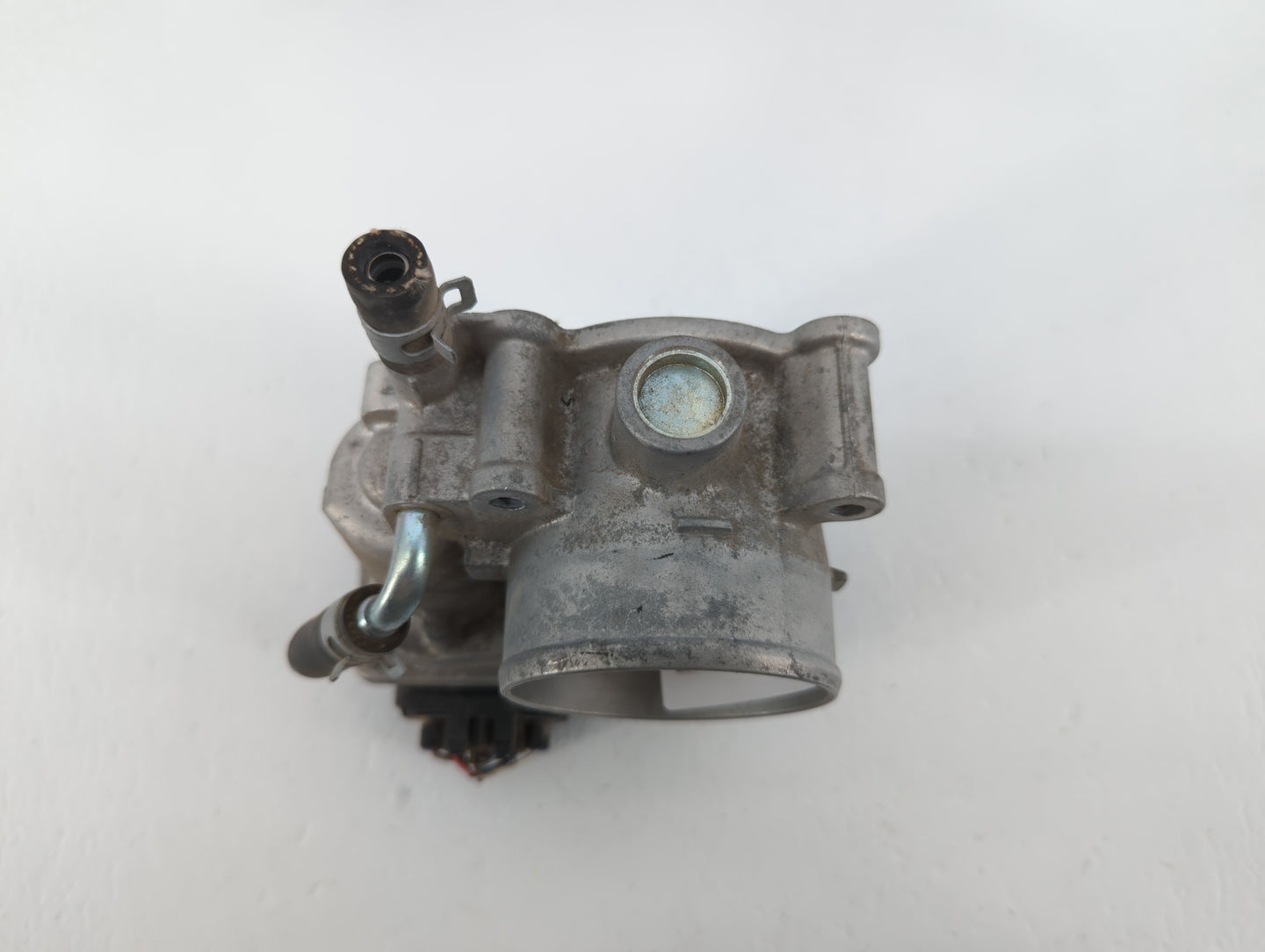 2011-2018 Subaru Forester Throttle Body P/N:16112AA380 Fits Fits 2011 2012 2013 2014 2015 2016 2017 2018 OEM Used Auto Parts