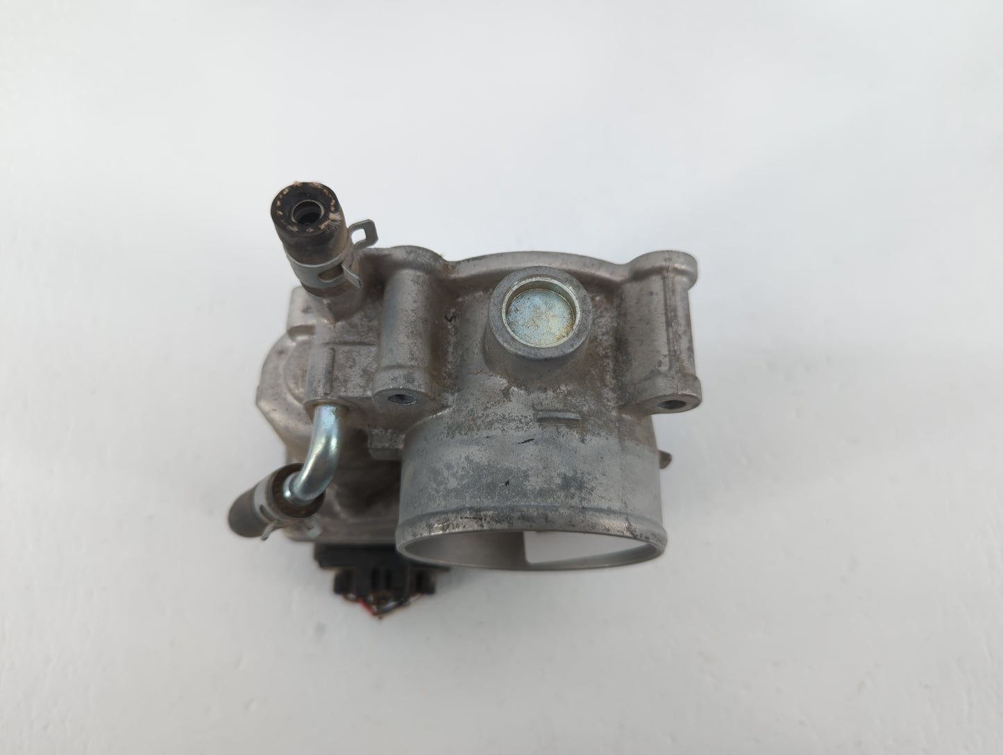 2011-2018 Subaru Forester Throttle Body P/N:16112AA380 Fits Fits 2011 2012 2013 2014 2015 2016 2017 2018 OEM Used Auto Parts