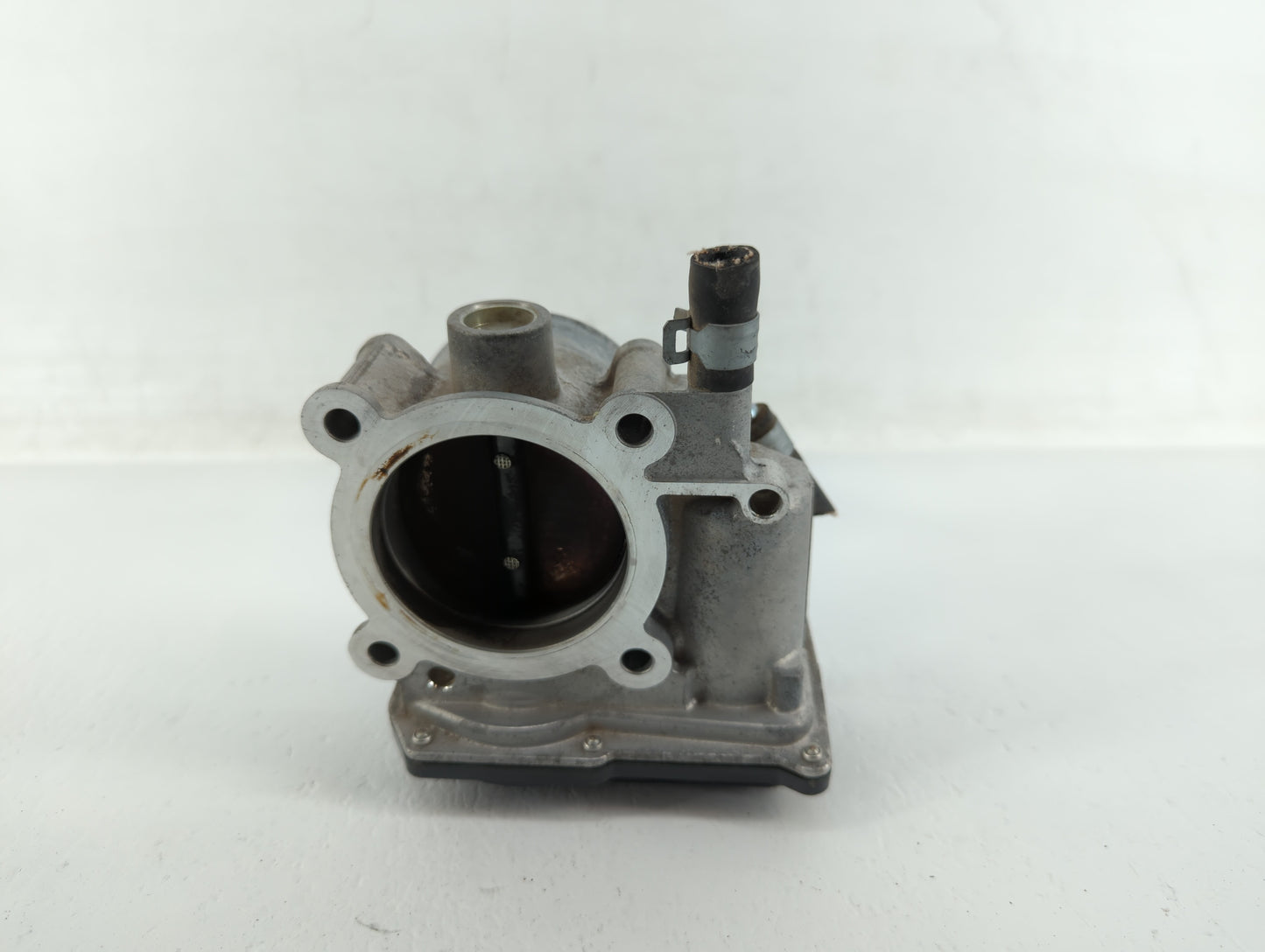 2011-2018 Subaru Forester Throttle Body P/N:16112AA380 Fits Fits 2011 2012 2013 2014 2015 2016 2017 2018 OEM Used Auto Parts