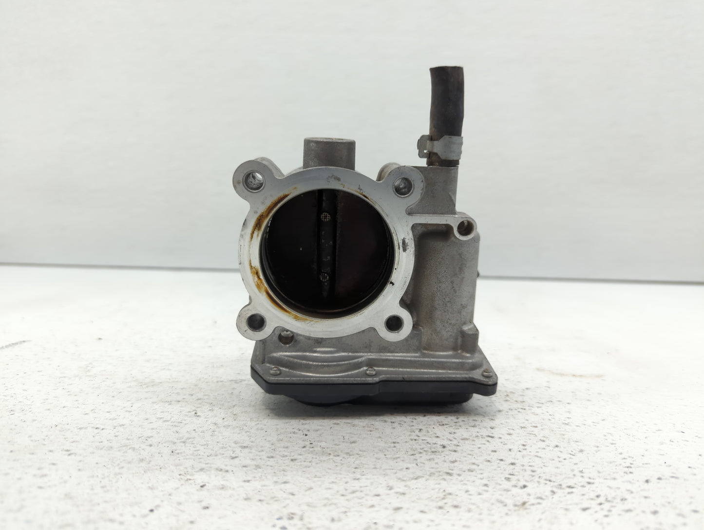 2011-2018 Subaru Forester Throttle Body P/N:16112AA380 Fits Fits 2011 2012 2013 2014 2015 2016 2017 2018 OEM Used Auto Parts