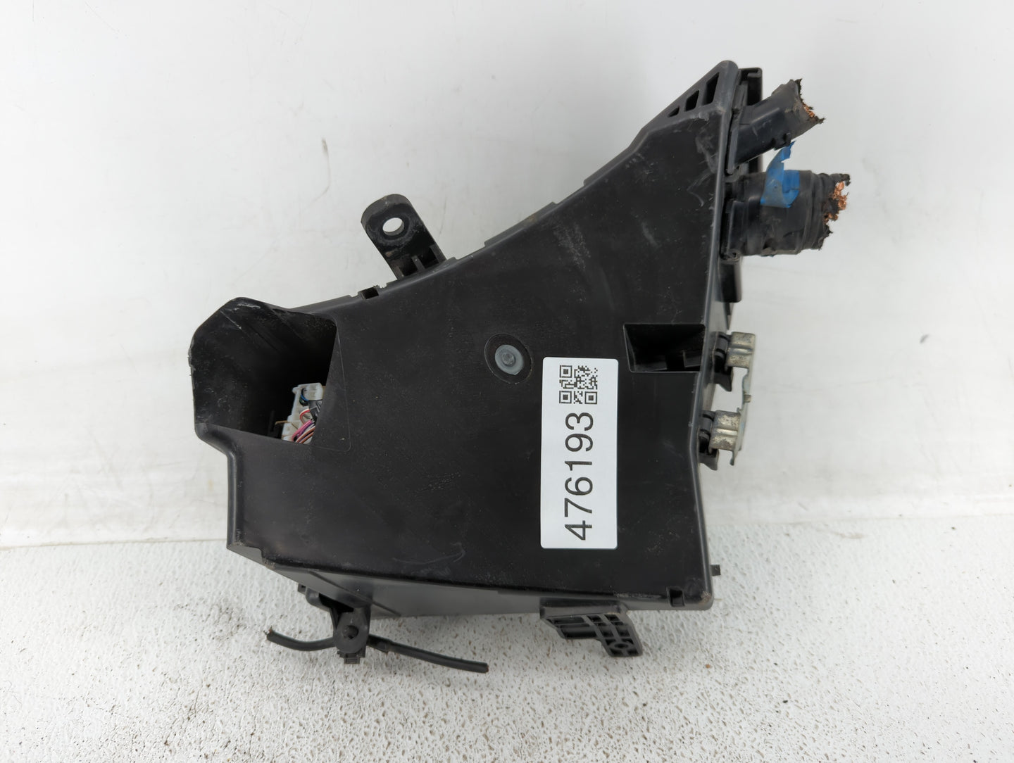 2014-2015 Subaru Forester Fusebox Fuse Box Panel Relay Module P/N:MB503601B MB100200B Fits Fits 2014 2015 OEM Used Auto Part