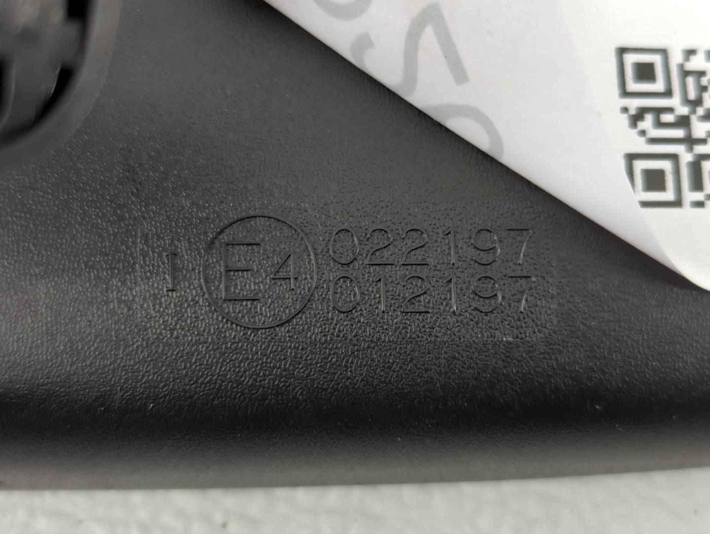 2014 Subaru Forester Interior Rear View Mirror Replacement OEM P/N:E4012197 E4022197 Fits OEM Used Auto Parts - Oemusedautop