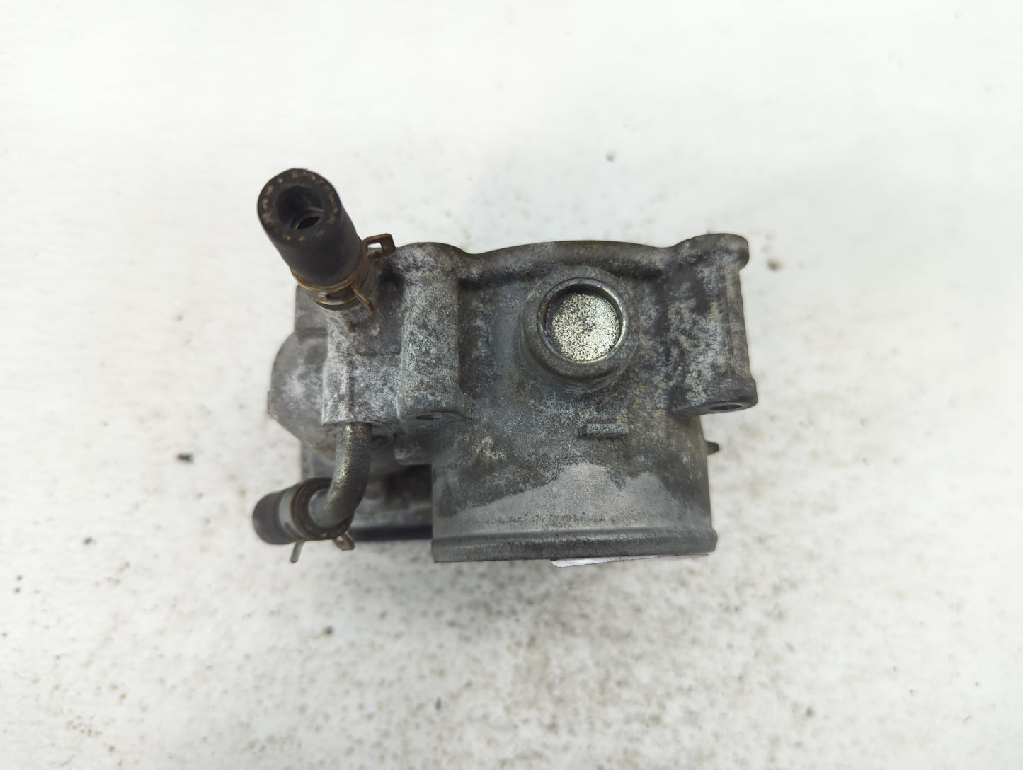 2011-2018 Subaru Forester Throttle Body P/N:16112AA380 Fits Fits 2011 2012 2013 2014 2015 2016 2017 2018 OEM Used Auto Parts