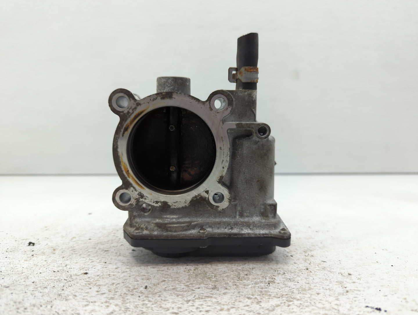 2011-2018 Subaru Forester Throttle Body P/N:16112AA380 Fits Fits 2011 2012 2013 2014 2015 2016 2017 2018 OEM Used Auto Parts