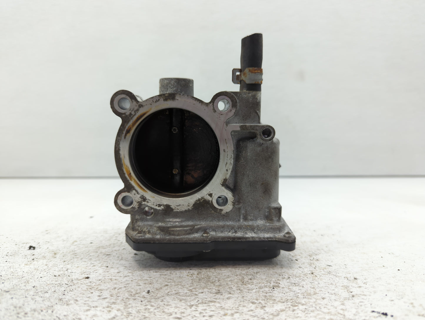 2011-2018 Subaru Forester Throttle Body P/N:16112AA380 Fits Fits 2011 2012 2013 2014 2015 2016 2017 2018 OEM Used Auto Parts