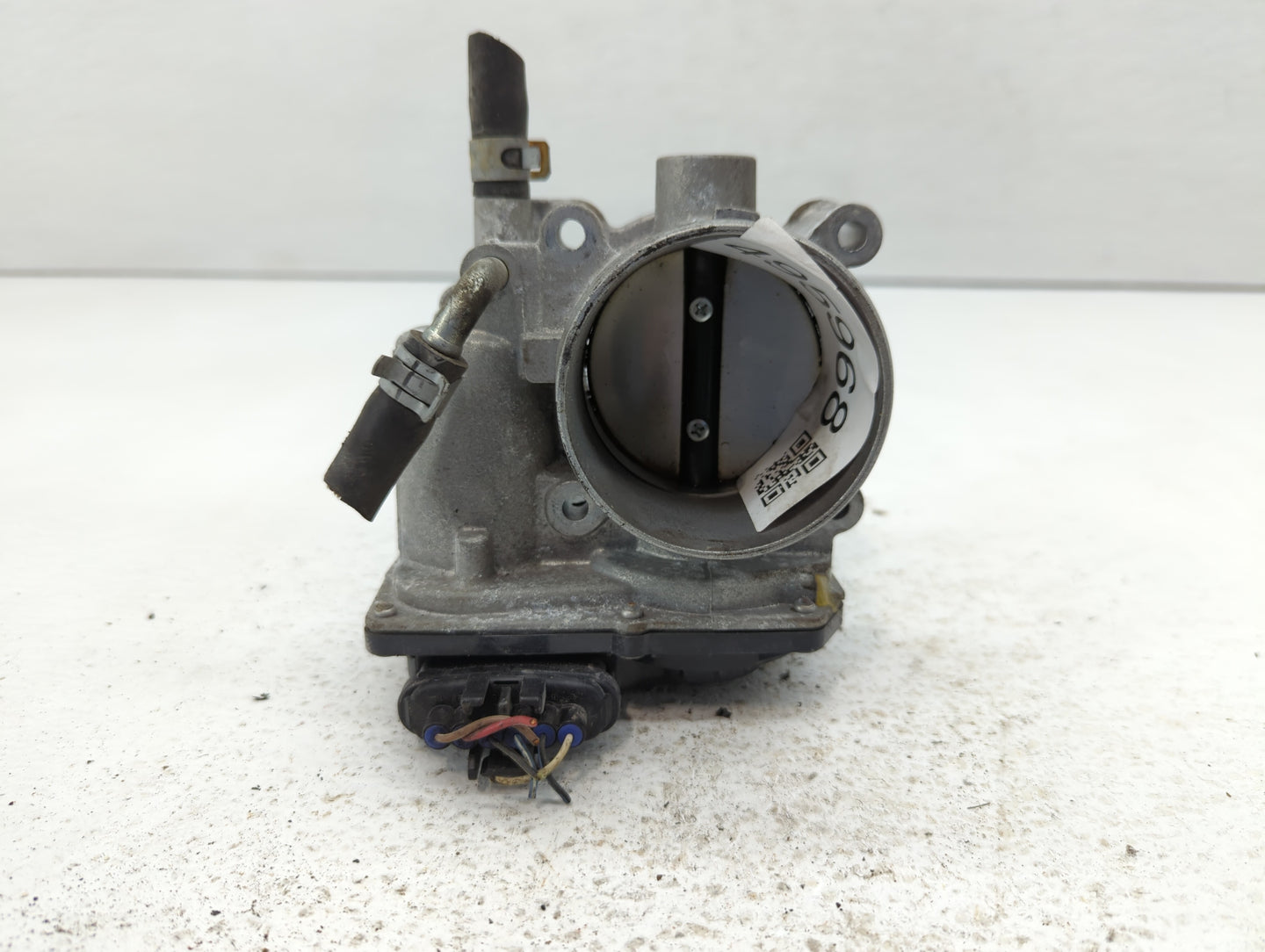 2011-2018 Subaru Forester Throttle Body P/N:16112AA380 Fits Fits 2011 2012 2013 2014 2015 2016 2017 2018 OEM Used Auto Parts