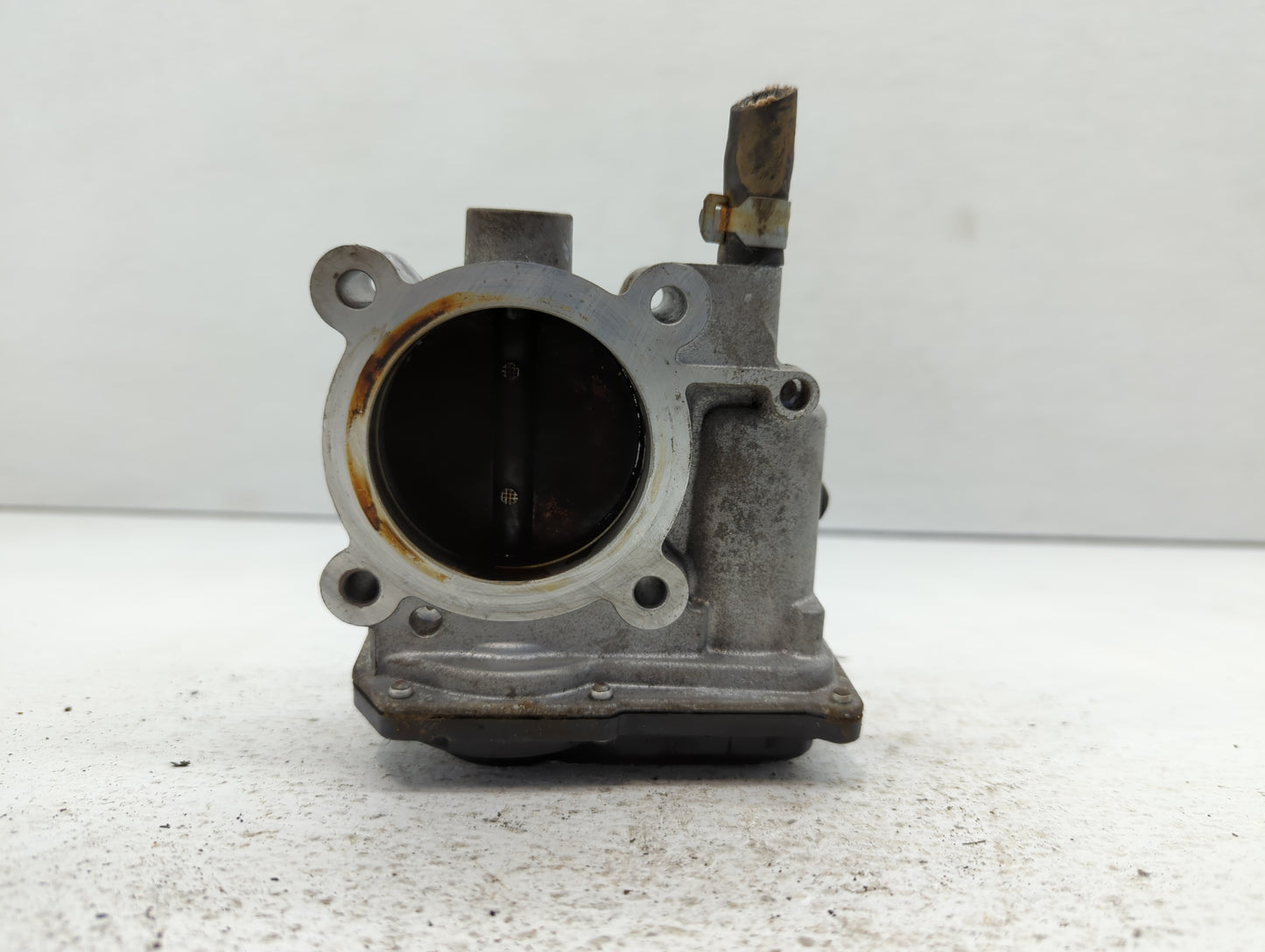 2011-2018 Subaru Forester Throttle Body P/N:16112AA380 Fits Fits 2011 2012 2013 2014 2015 2016 2017 2018 OEM Used Auto Parts