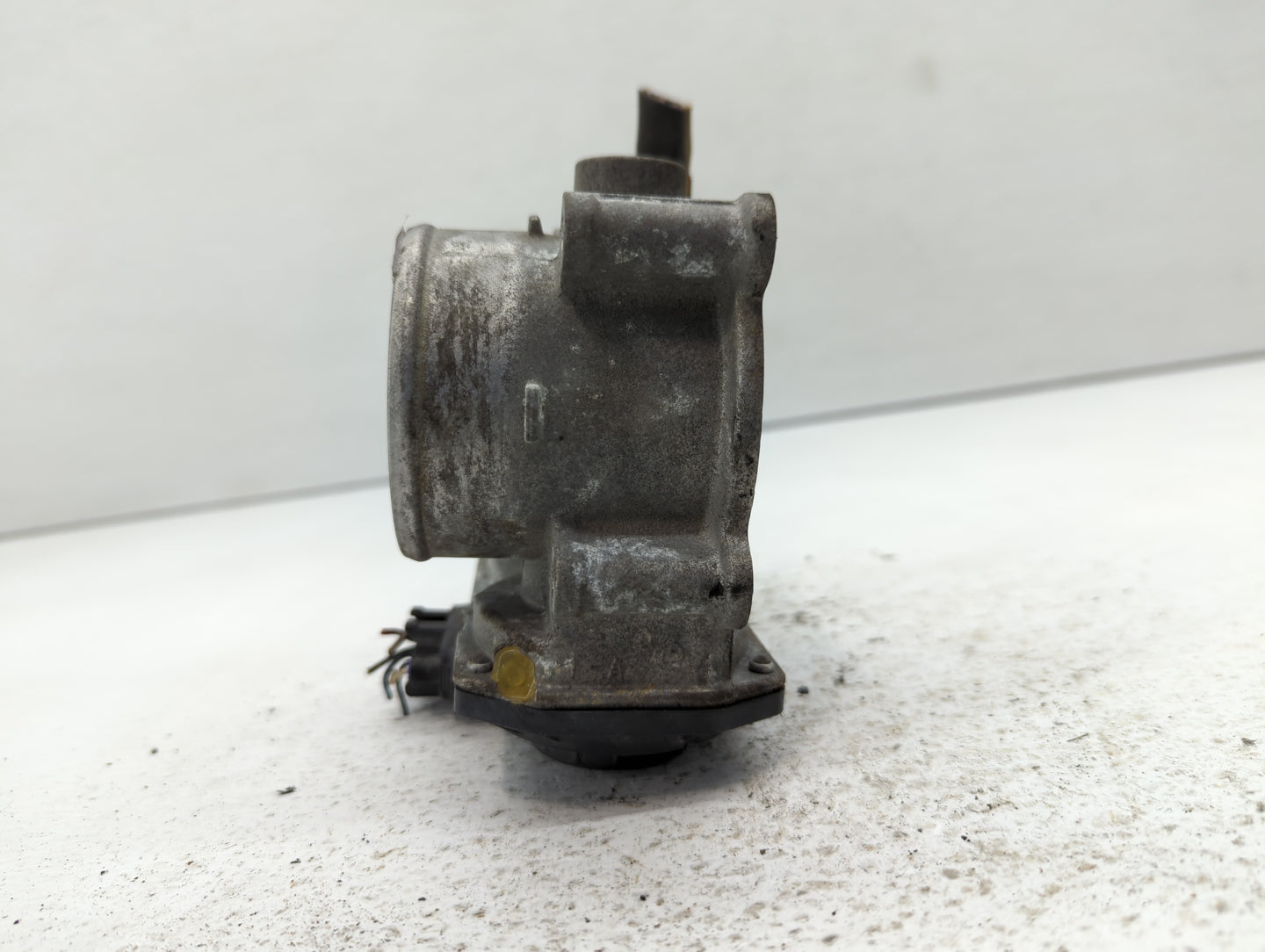 2011-2018 Subaru Forester Throttle Body P/N:16112AA380 Fits Fits 2011 2012 2013 2014 2015 2016 2017 2018 OEM Used Auto Parts