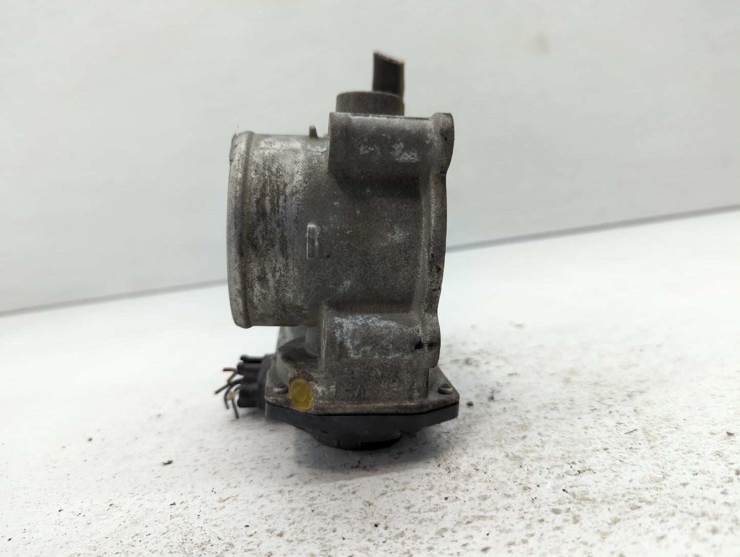 2011-2018 Subaru Forester Throttle Body P/N:16112AA380 Fits Fits 2011 2012 2013 2014 2015 2016 2017 2018 OEM Used Auto Parts