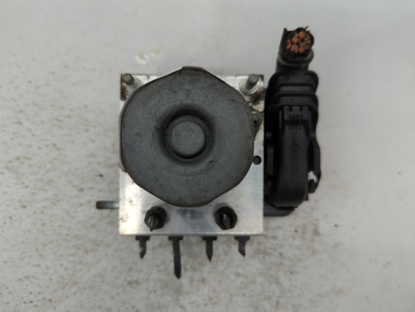 2014-2015 Subaru Forester ABS Pump Control Module Replacement P/N:27536SG080 Fits Fits 2014 2015 OEM Used Auto Parts - Oemus