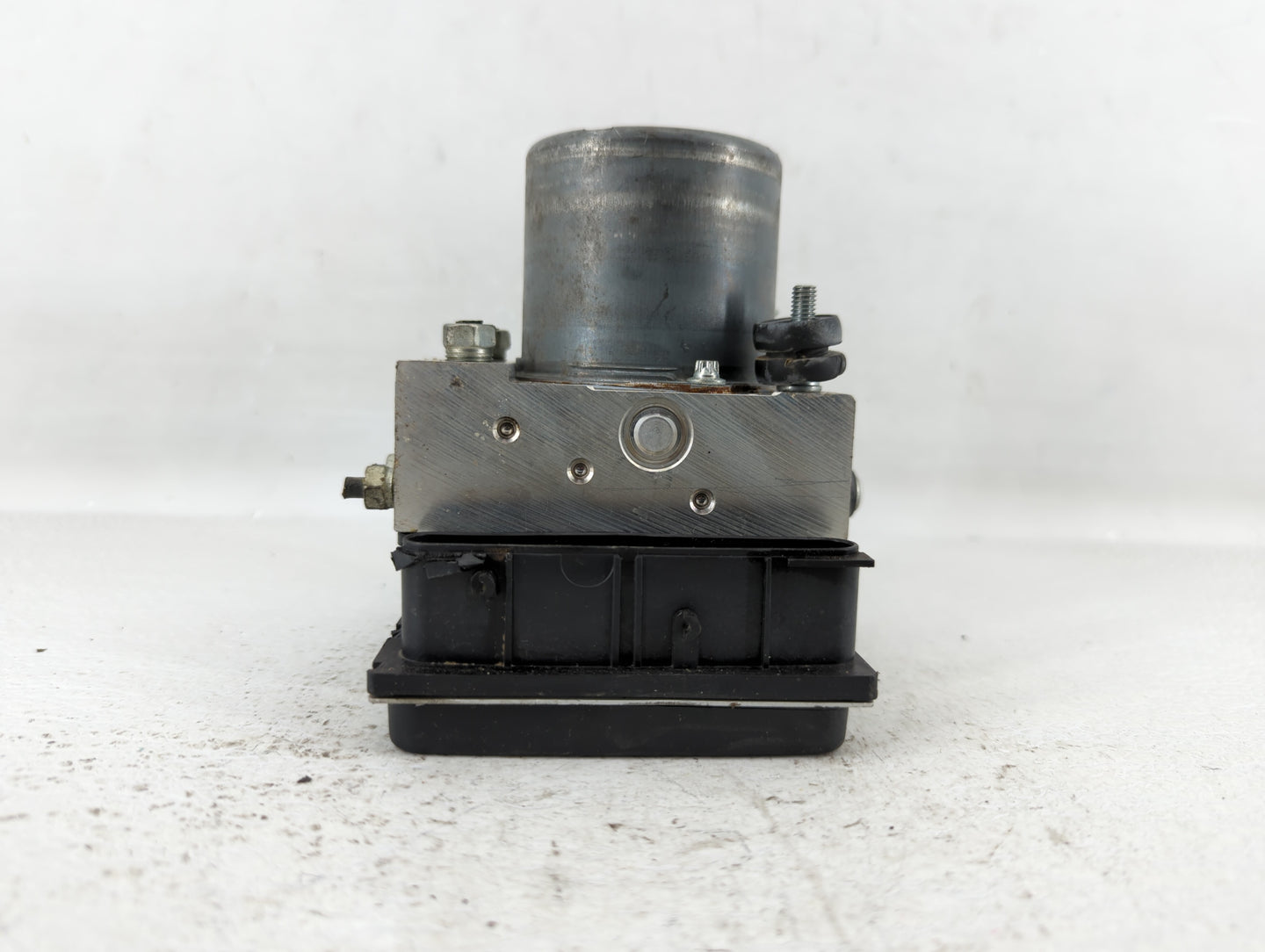 2014 Subaru Forester ABS Pump Control Module Replacement P/N:27536SC070 Fits OEM Used Auto Parts - Oemusedautoparts1.com