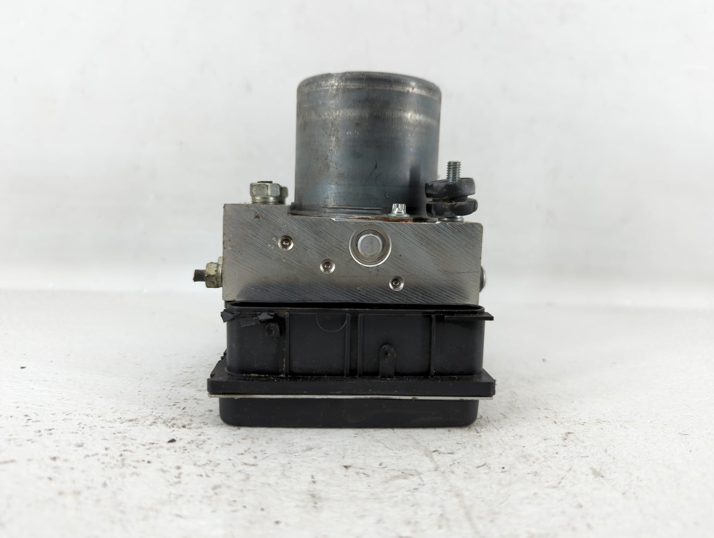 2014 Subaru Forester ABS Pump Control Module Replacement P/N:27536SC070 Fits OEM Used Auto Parts - Oemusedautoparts1.com