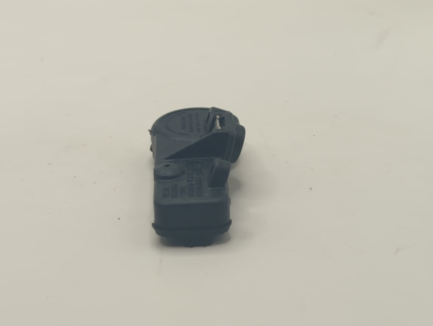 2014 Subaru Forester Tire Pressure Monitoring System Sensor Tpms - Oemusedautoparts1.com