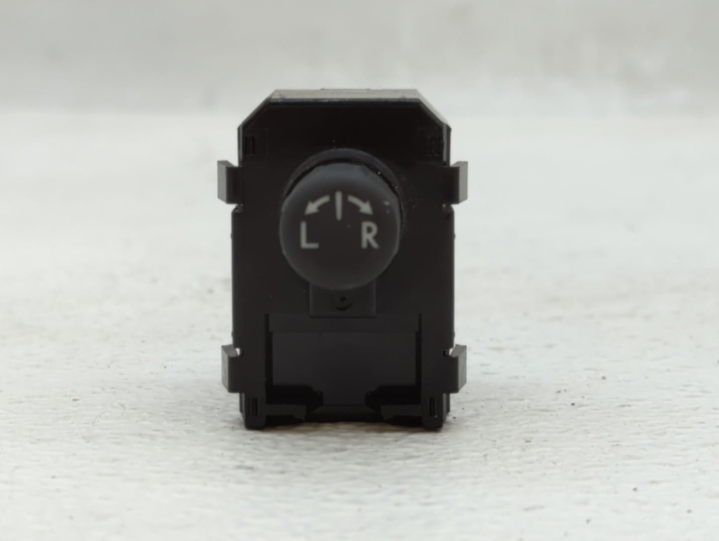 2014 Subaru Forester Master Power Window Switch Replacement Driver Side Left P/N:83061FJ010 Fits OEM Used Auto Parts - Oemus