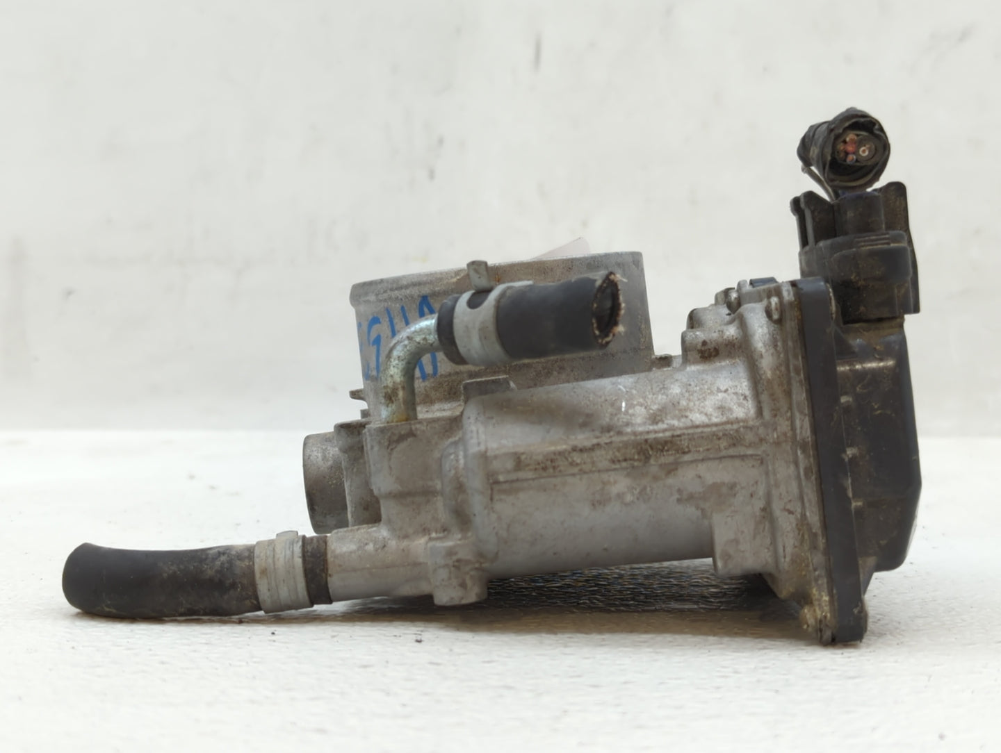 2011-2018 Subaru Forester Throttle Body P/N:16112AA380 Fits Fits 2011 2012 2013 2014 2015 2016 2017 2018 OEM Used Auto Parts