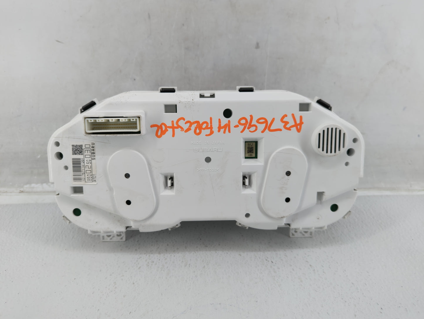 2014 Subaru Forester Instrument Cluster Speedometer Gauges P/N:85002SG030 Fits OEM Used Auto Parts - Oemusedautoparts1.com