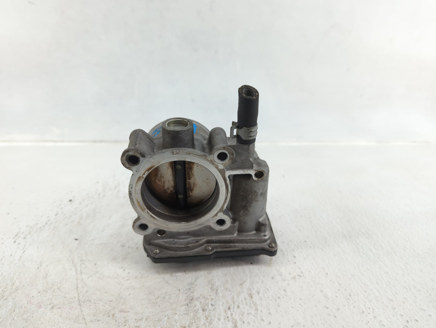 2011-2018 Subaru Forester Throttle Body P/N:16112AA380 Fits Fits 2011 2012 2013 2014 2015 2016 2017 2018 OEM Used Auto Parts