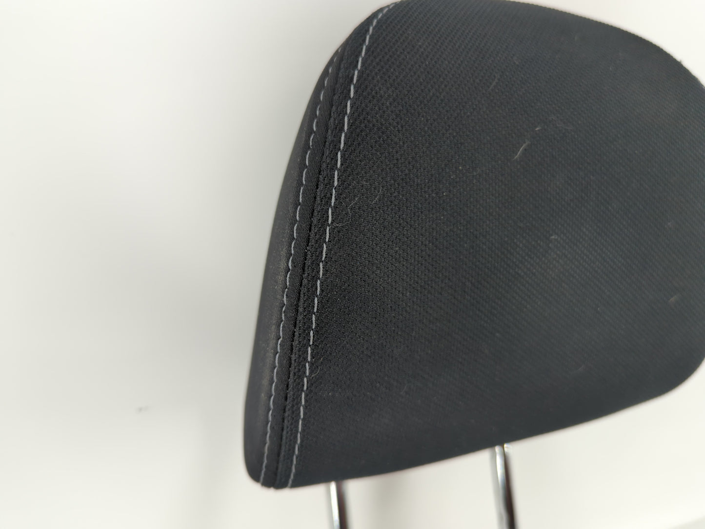 2014 Subaru Forester Headrest Head Rest Front Driver Passenger Seat Black - Oemusedautoparts1.com