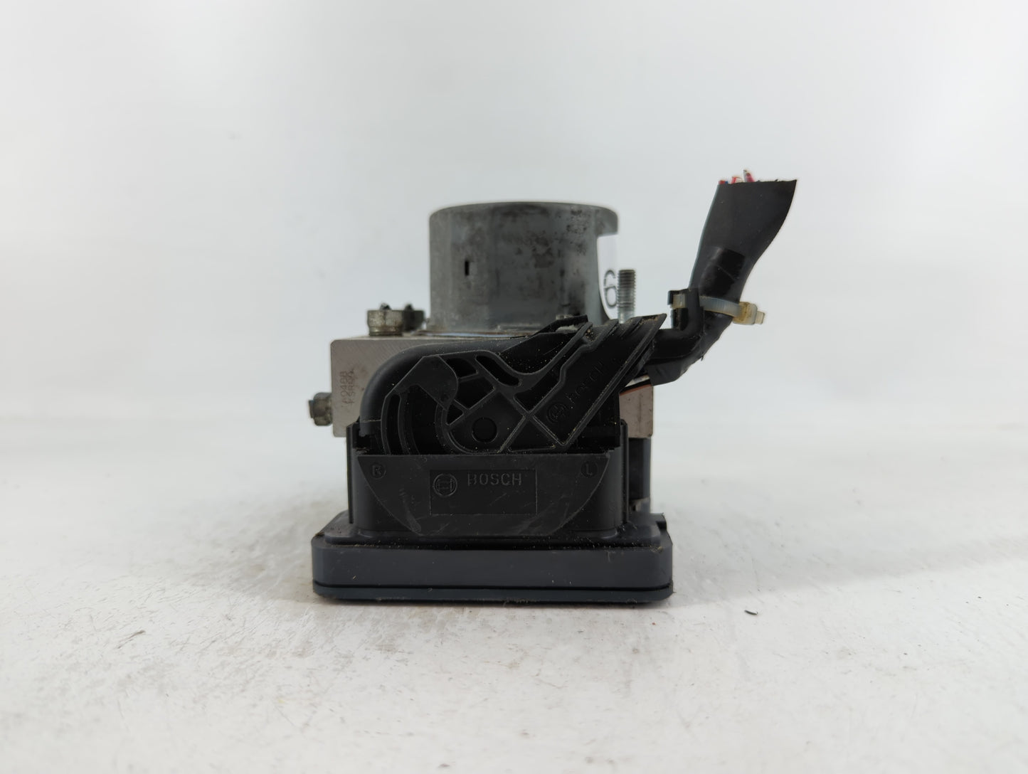 2014-2015 Subaru Forester ABS Pump Control Module Replacement P/N:4218377 265106452 Fits Fits 2014 2015 OEM Used Auto Parts 