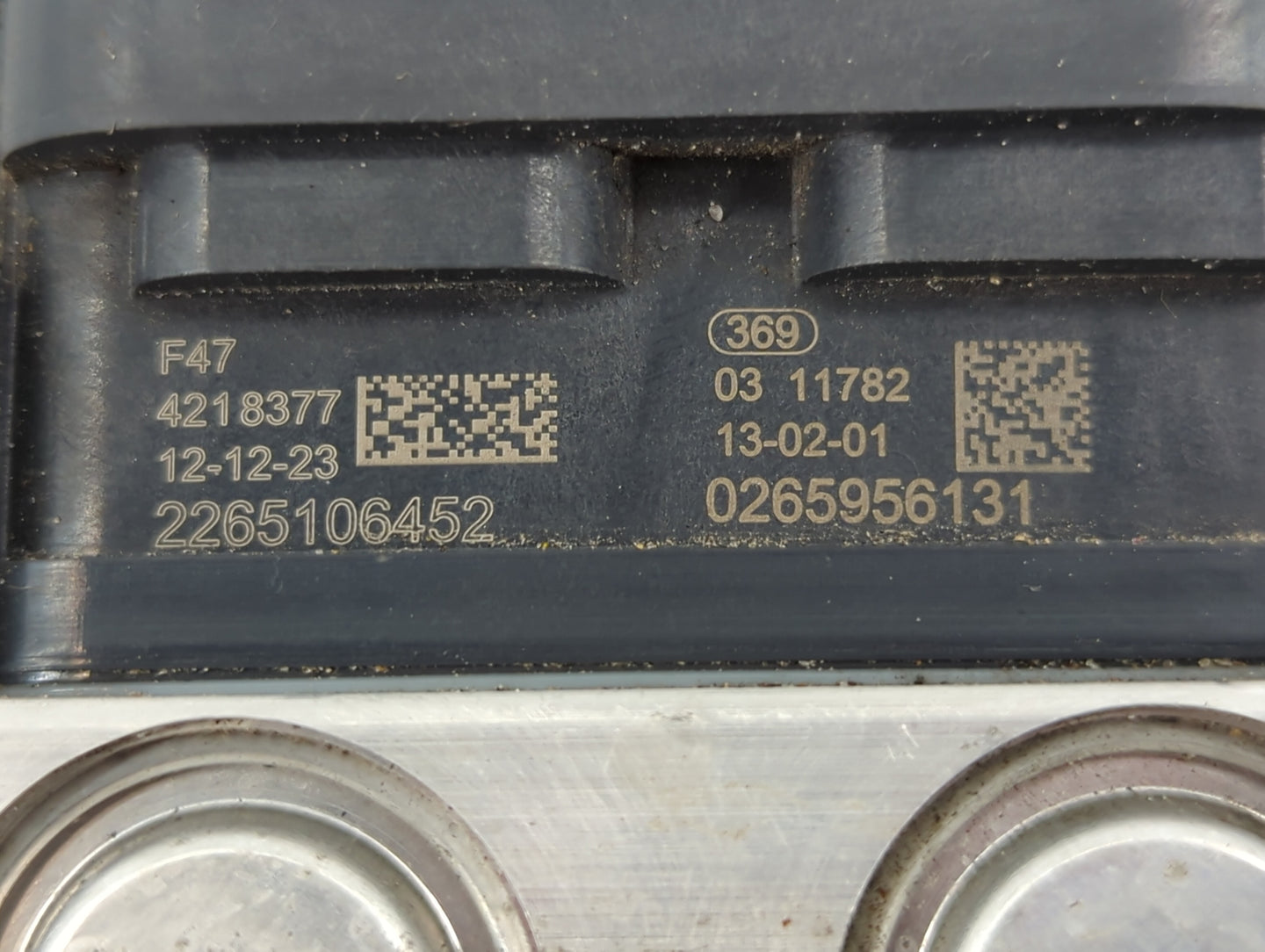 2014-2015 Subaru Forester ABS Pump Control Module Replacement P/N:4218377 265106452 Fits Fits 2014 2015 OEM Used Auto Parts 