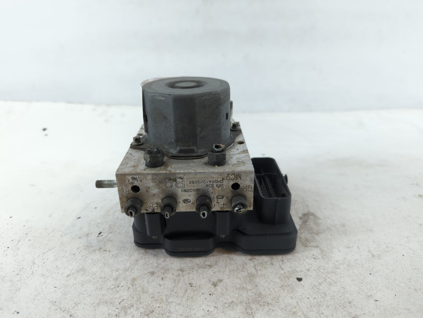 2014-2015 Subaru Forester ABS Pump Control Module Replacement P/N:27536SG080 4218377, 265106452 Fits Fits 2014 2015 OEM Used