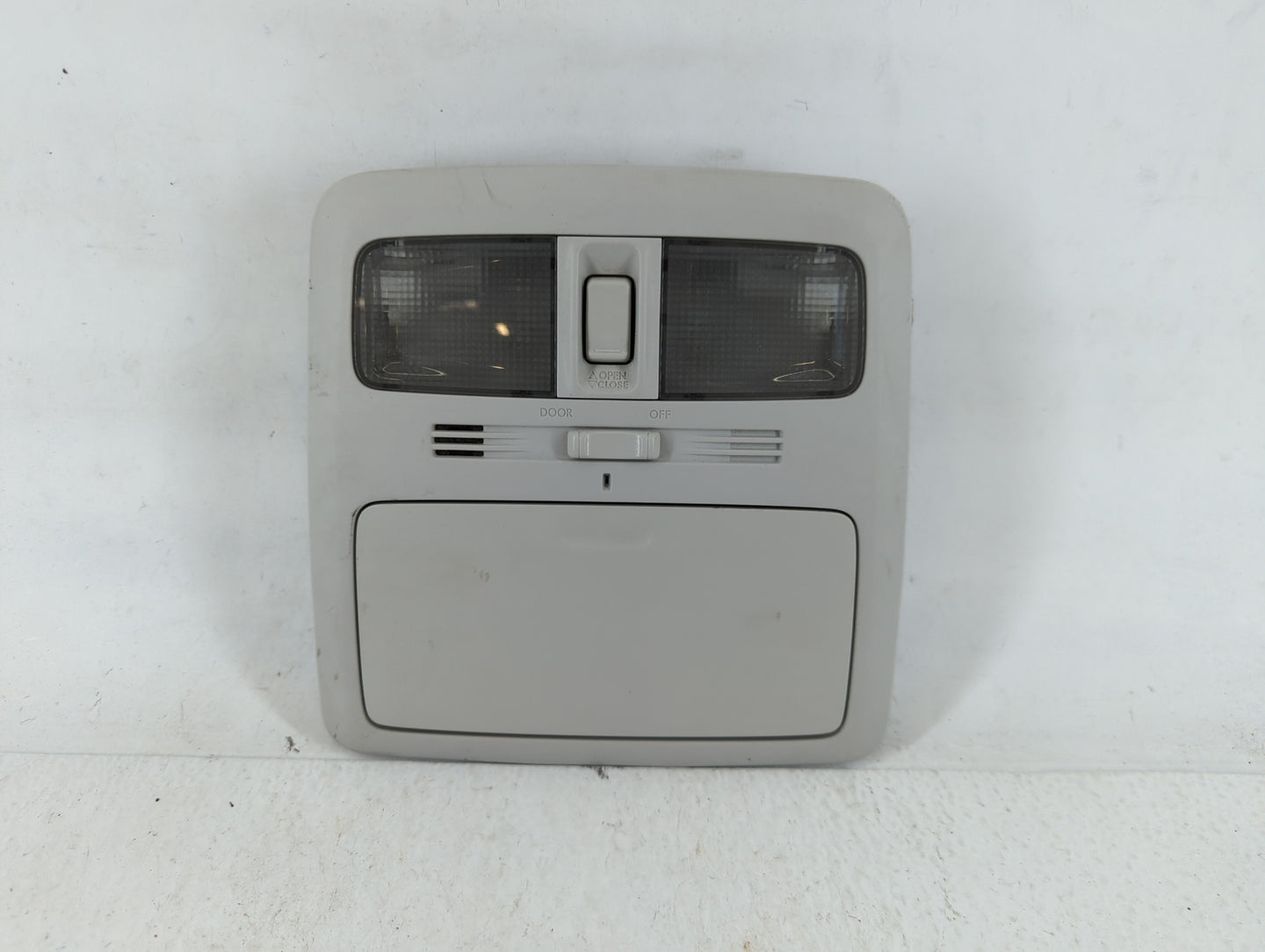 2010-2015 Subaru Forester Overhead Roof Console 707074 - Oemusedautoparts1.com