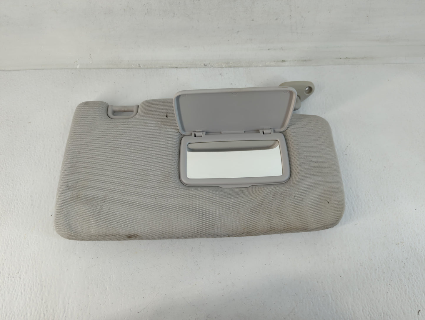 2014 Subaru Forester Sun Visor Shade Replacement Passenger Right Mirror Fits OEM Used Auto Parts - Oemusedautoparts1.com