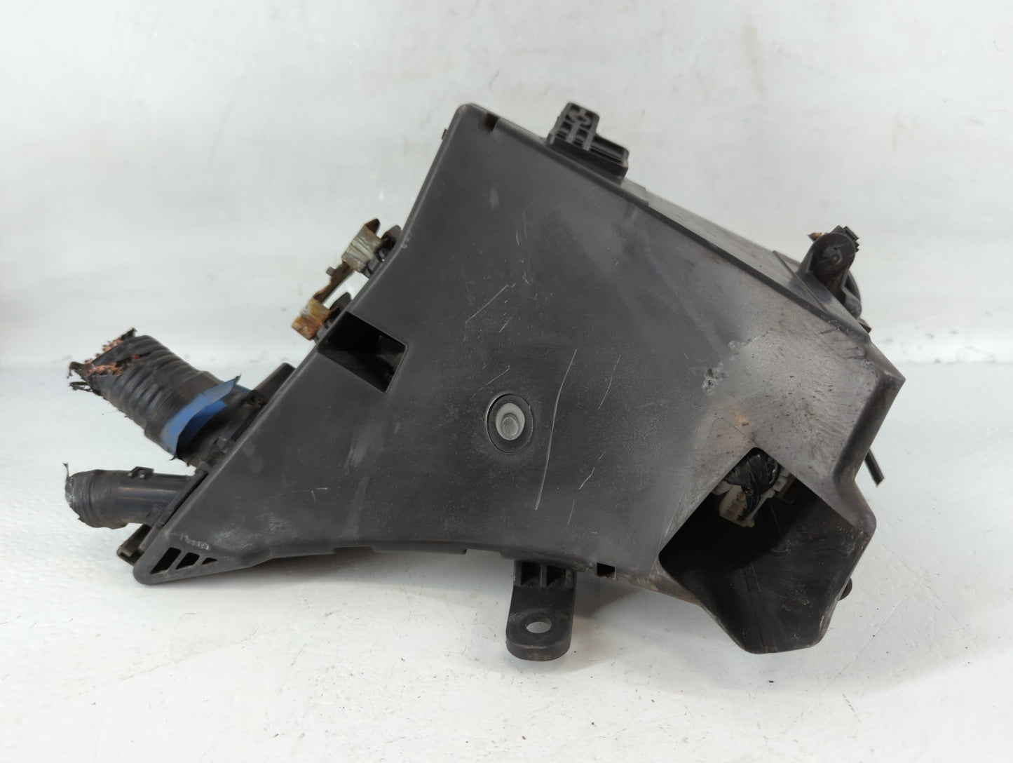2014-2015 Subaru Forester Fusebox Fuse Box Panel Relay Module P/N:MB100200B Fits Fits 2014 2015 OEM Used Auto Parts - Oemuse