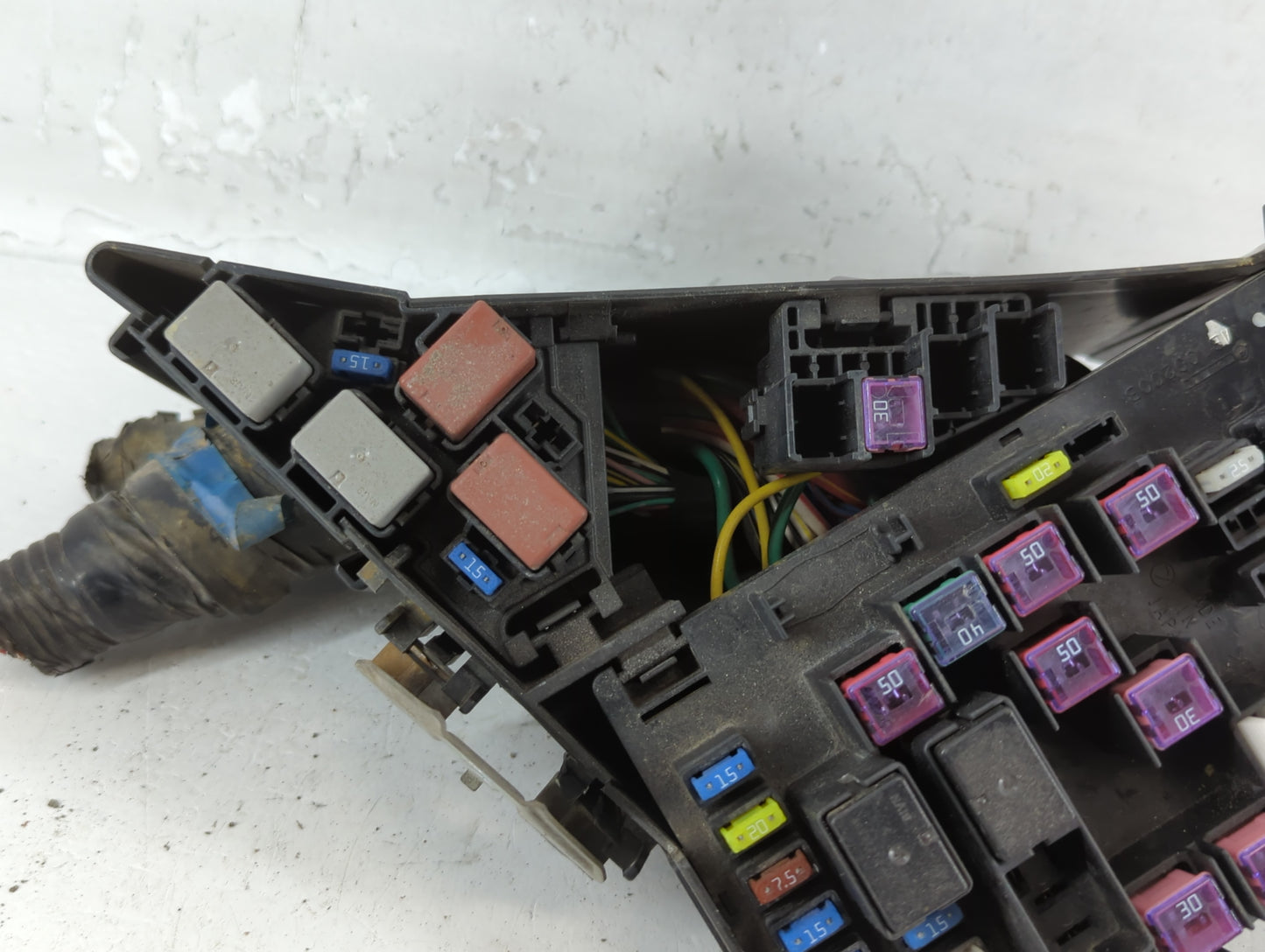 2014-2015 Subaru Forester Fusebox Fuse Box Panel Relay Module P/N:MB100200B Fits Fits 2014 2015 OEM Used Auto Parts - Oemuse