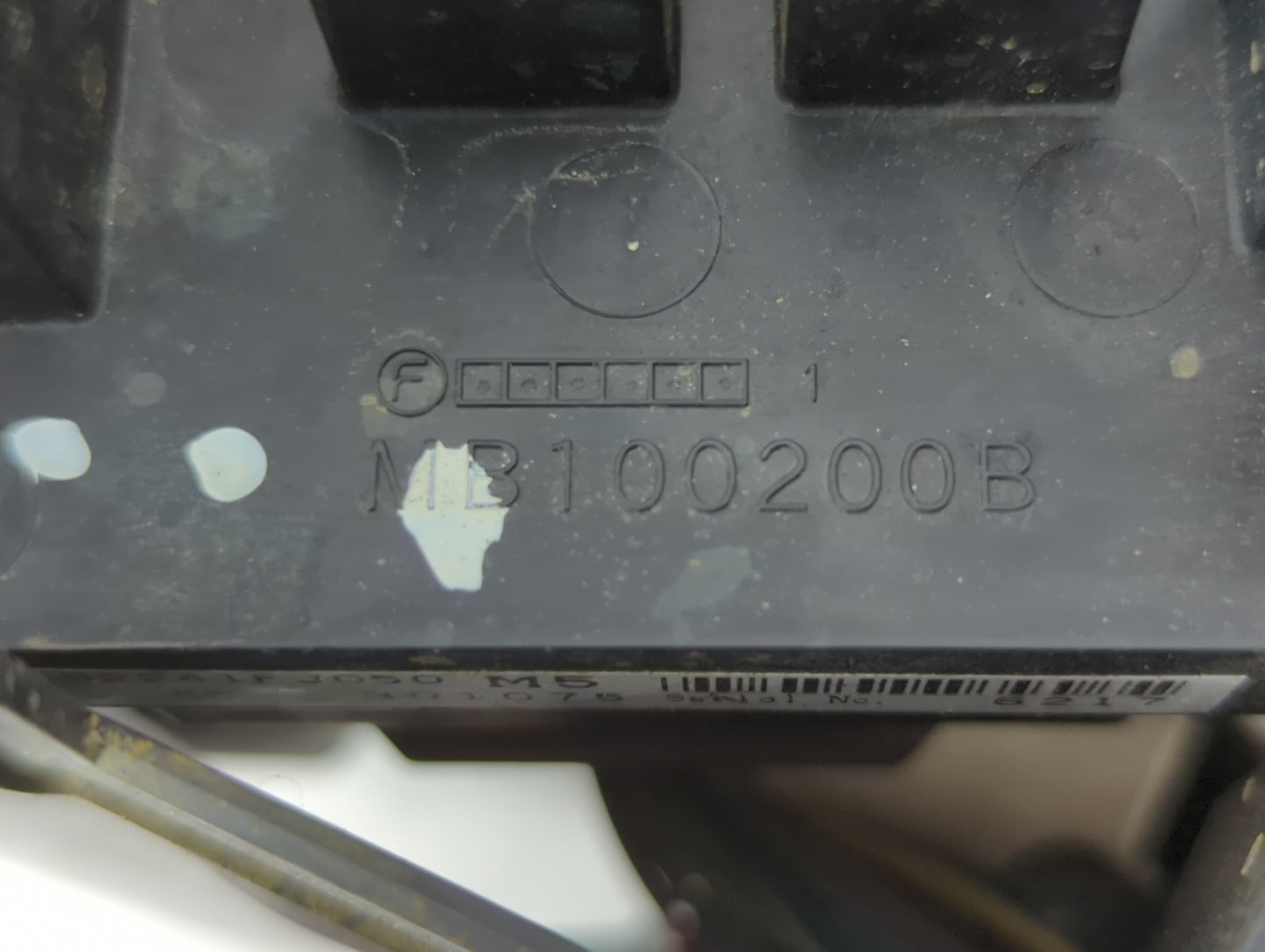 2014-2015 Subaru Forester Fusebox Fuse Box Panel Relay Module P/N:MB100200B Fits Fits 2014 2015 OEM Used Auto Parts - Oemuse
