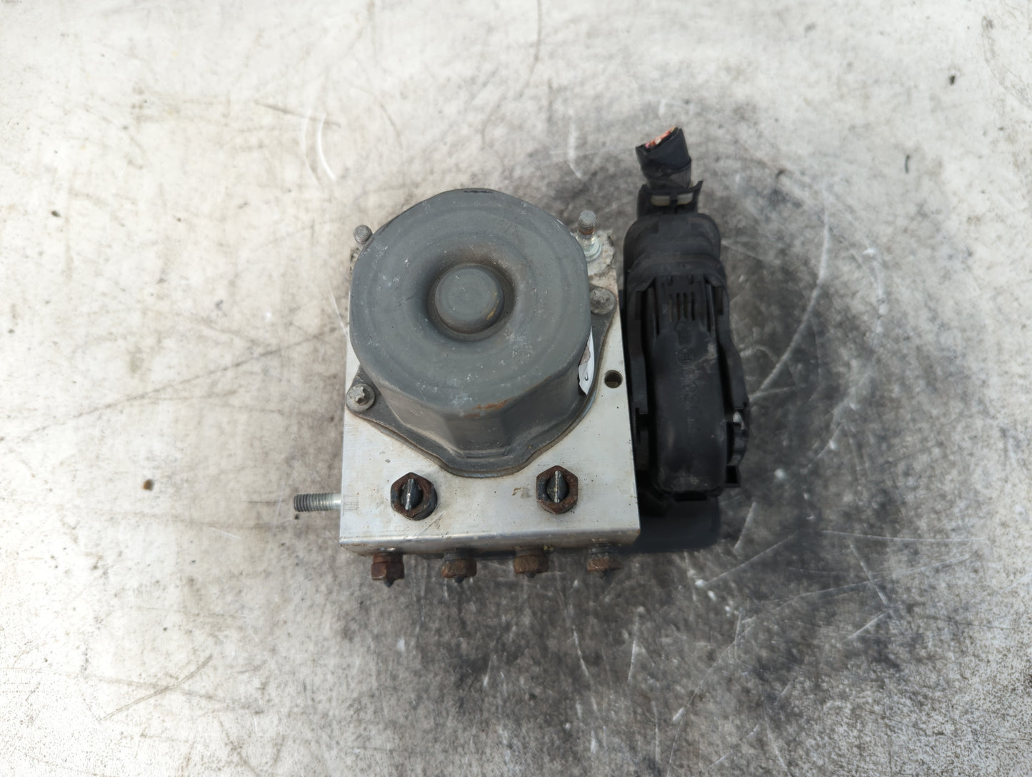 2014-2015 Subaru Forester ABS Pump Control Module Replacement P/N:27536SG000 Fits Fits 2014 2015 OEM Used Auto Parts - Oemus
