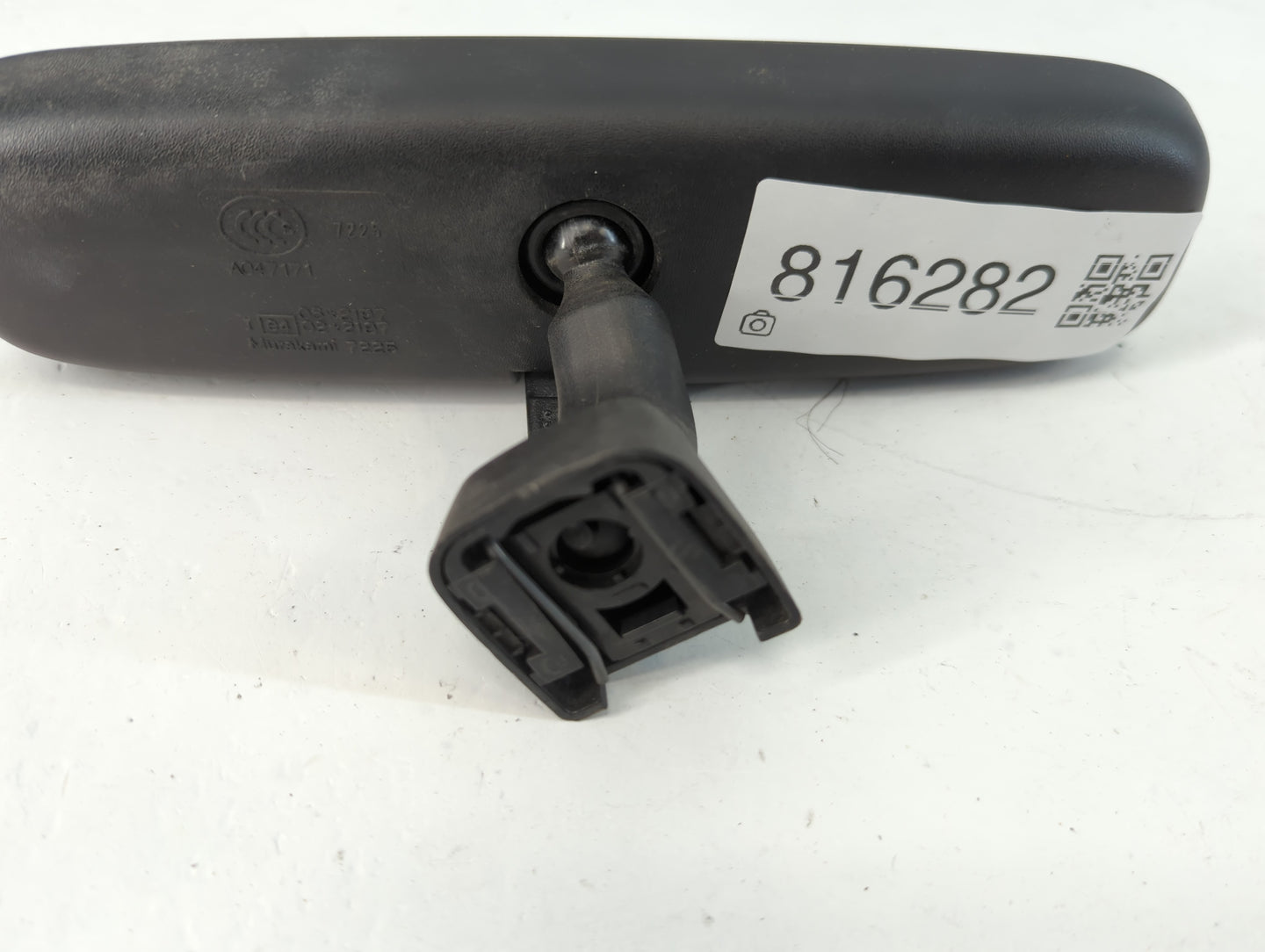 2014 Subaru Forester Interior Rear View Mirror Replacement OEM P/N:E4032197 E4022197 Fits OEM Used Auto Parts - Oemusedautop