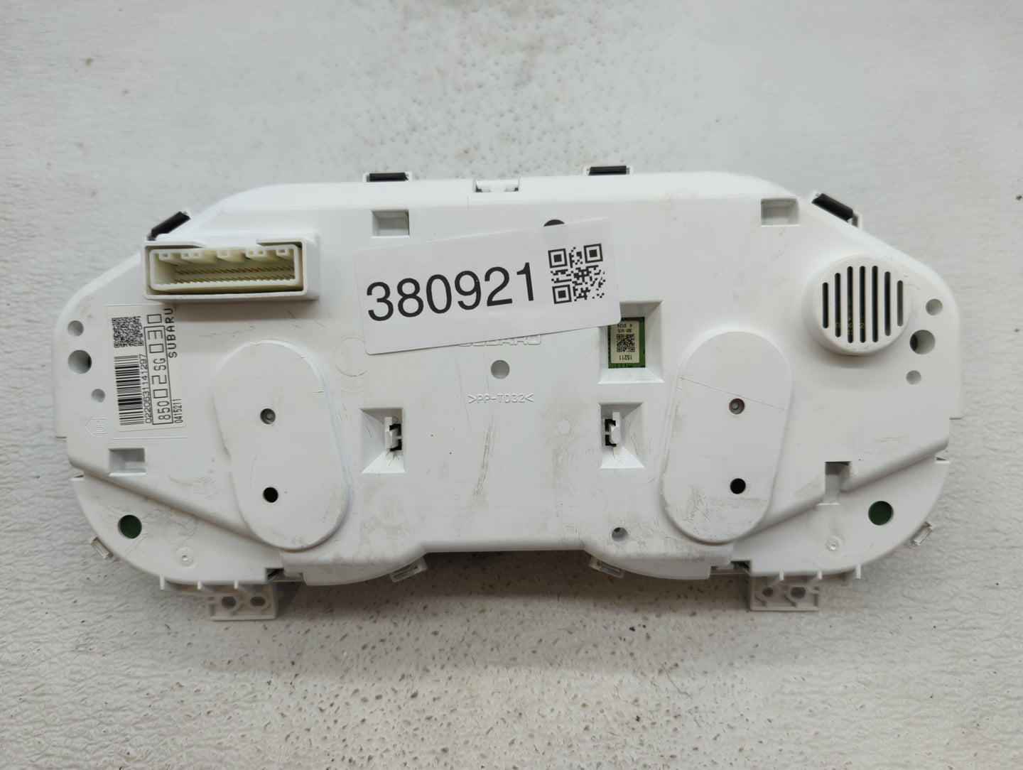 2014 Subaru Forester Instrument Cluster Speedometer Gauges P/N:85002SG030 Fits OEM Used Auto Parts - Oemusedautoparts1.com