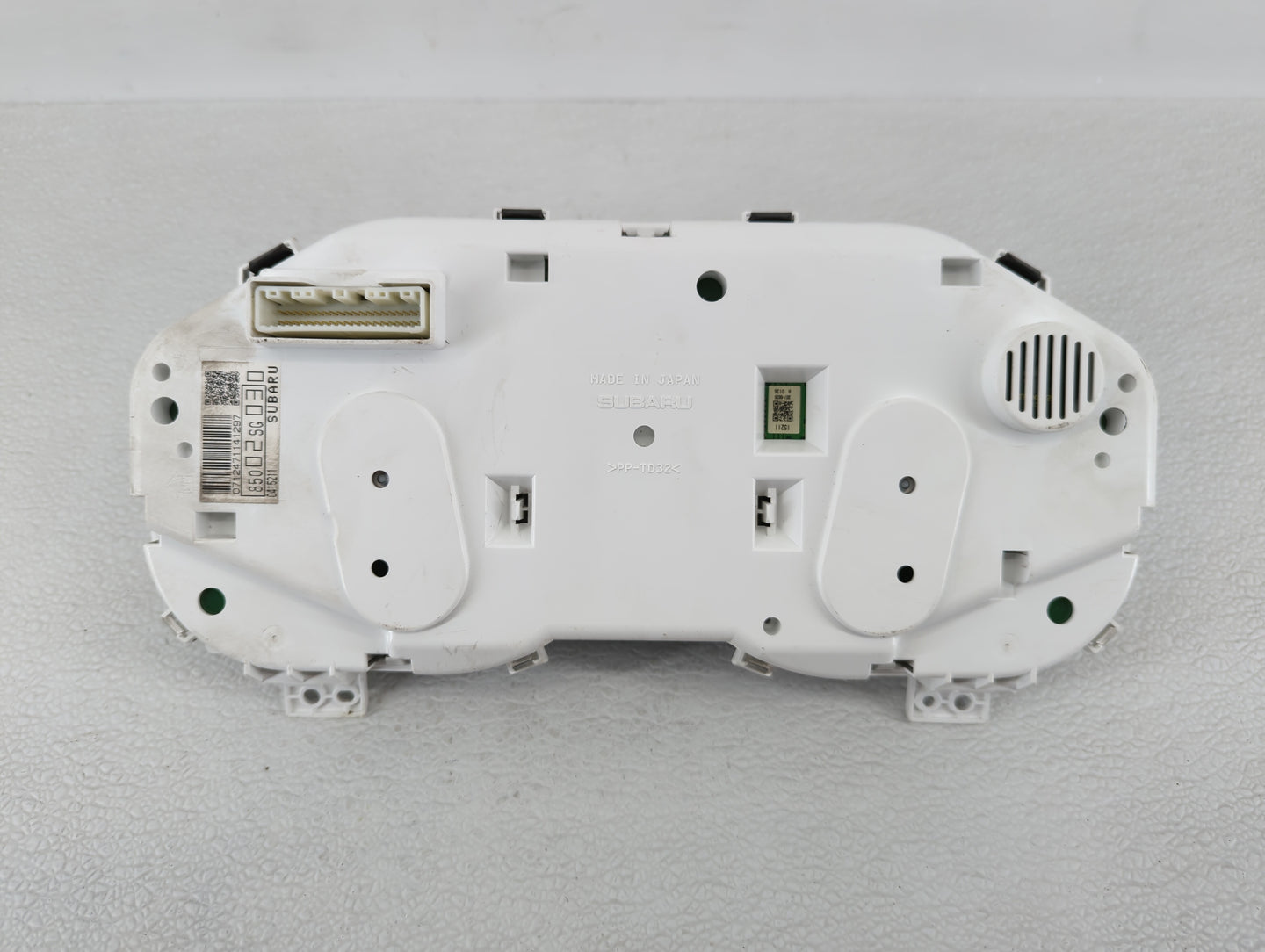 2014 Subaru Forester Instrument Cluster Speedometer Gauges P/N:85002SG030 Fits OEM Used Auto Parts - Oemusedautoparts1.com