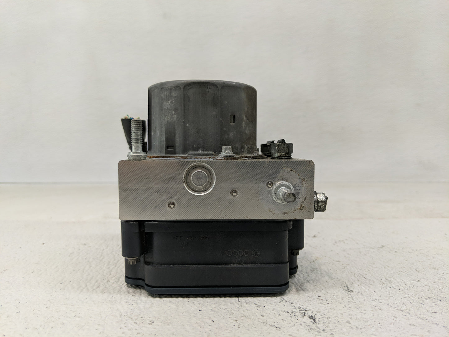 2013-2014 Subaru Impreza ABS Pump Control Module Replacement P/N:27536F J190 Fits Fits 2013 2014 OEM Used Auto Parts - Oemus