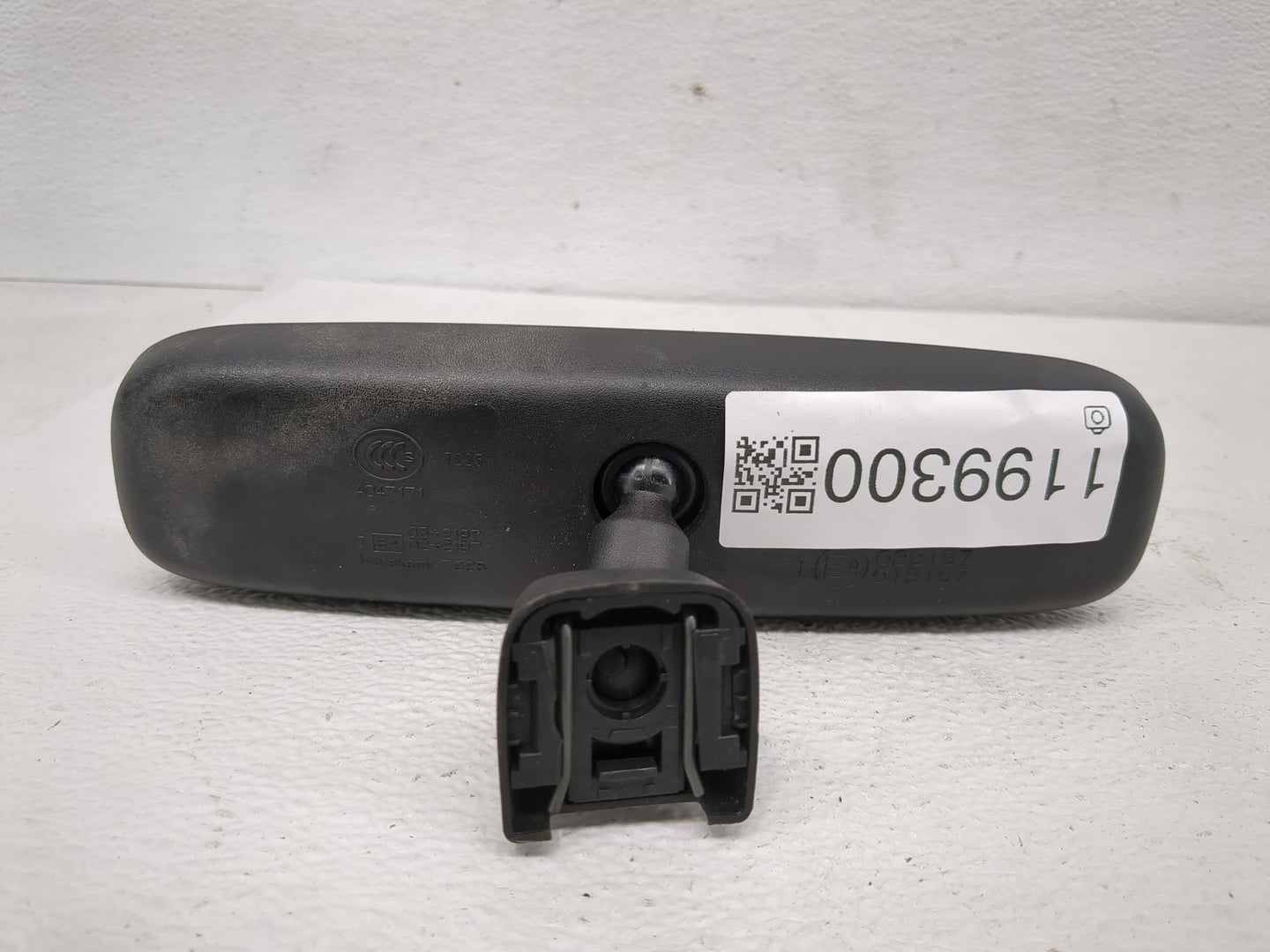 2012-2016 Subaru Impreza Interior Rear View Mirror Replacement OEM P/N:E4012197 E4022197 Fits OEM Used Auto Parts - Oemuseda