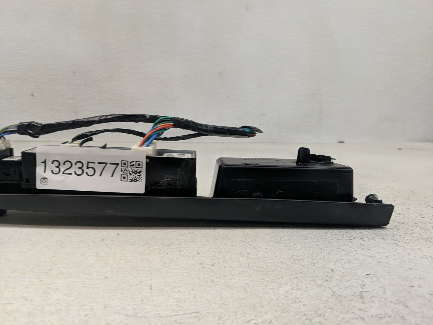2014 Subaru Impreza Master Power Window Switch Replacement Driver Side Left P/N:83071-AJ010 Fits OEM Used Auto Parts - Oemus