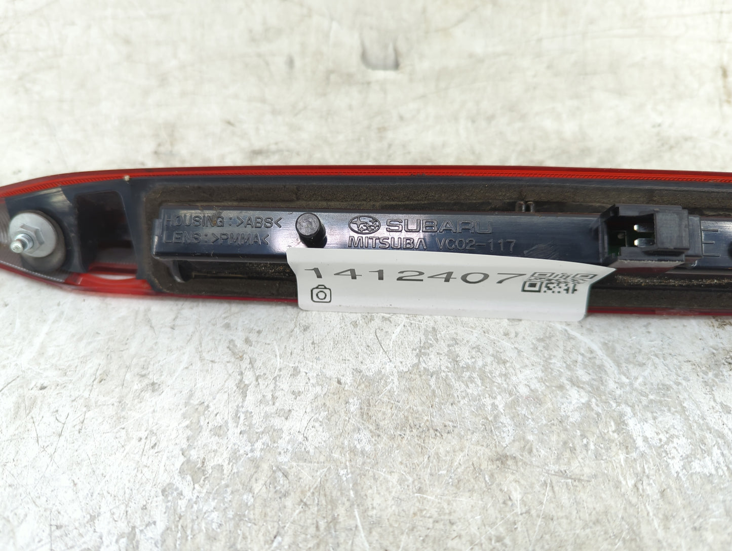 2014 Subaru Impreza Third Brake Light Tail Light P/N:VC02-117 Fits OEM Used Auto Parts - Oemusedautoparts1.com