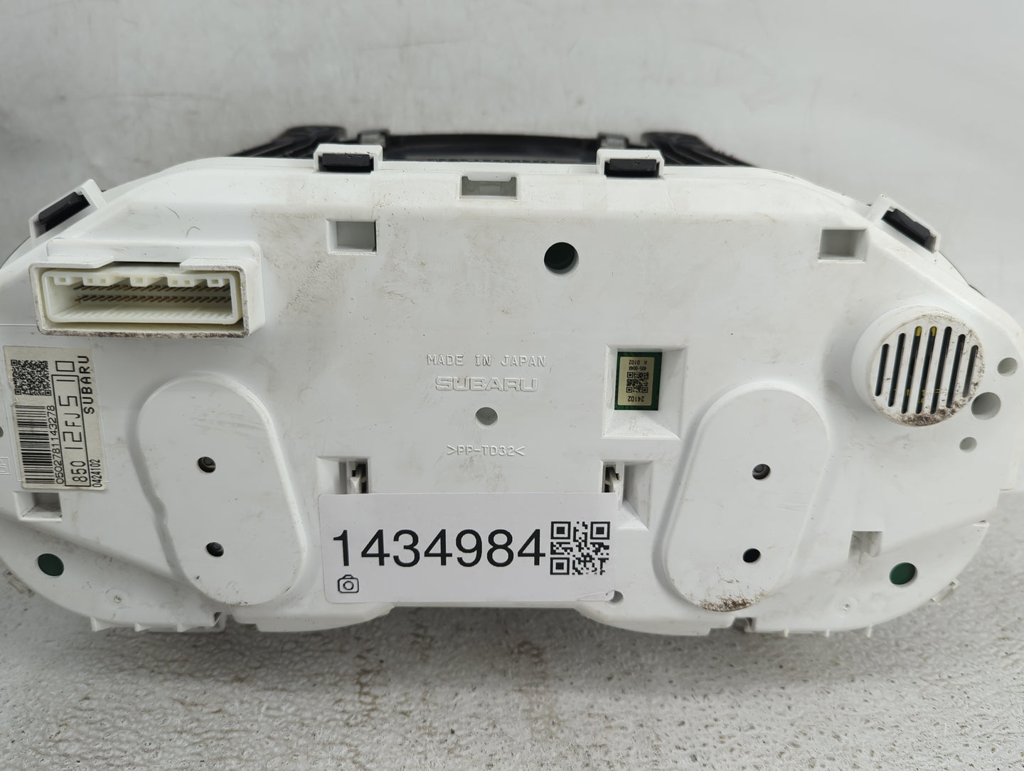 2014 Subaru Impreza Instrument Cluster Speedometer Gauges P/N:85012FJ5 Fits OEM Used Auto Parts - Oemusedautoparts1.com