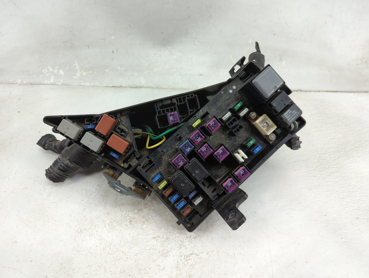 2012-2014 Subaru Impreza Fusebox Fuse Box Panel Relay Module P/N:MB502000B Fits Fits 2012 2013 2014 OEM Used Auto Parts - Oe