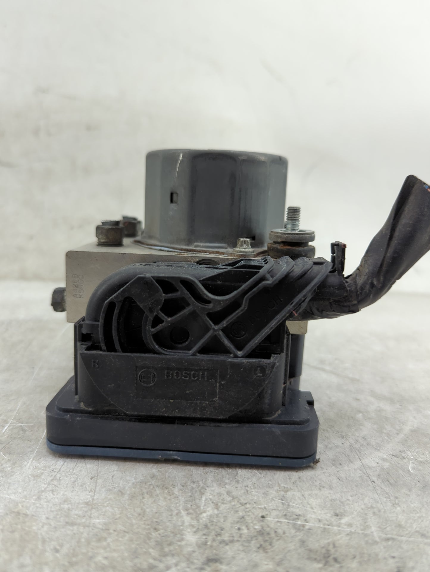 2013-2014 Subaru Impreza ABS Pump Control Module Replacement P/N:0265956058 2265106452 Fits Fits 2013 2014 OEM Used Auto Par