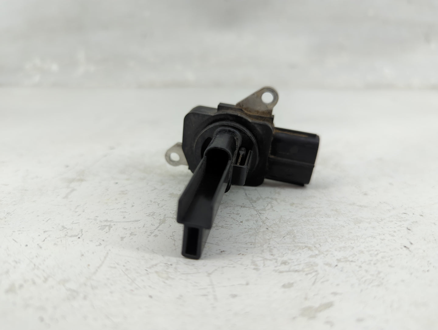 2008-2016 Subaru Impreza Mass Air Flow Meter Maf 1463607 - Oemusedautoparts1.com